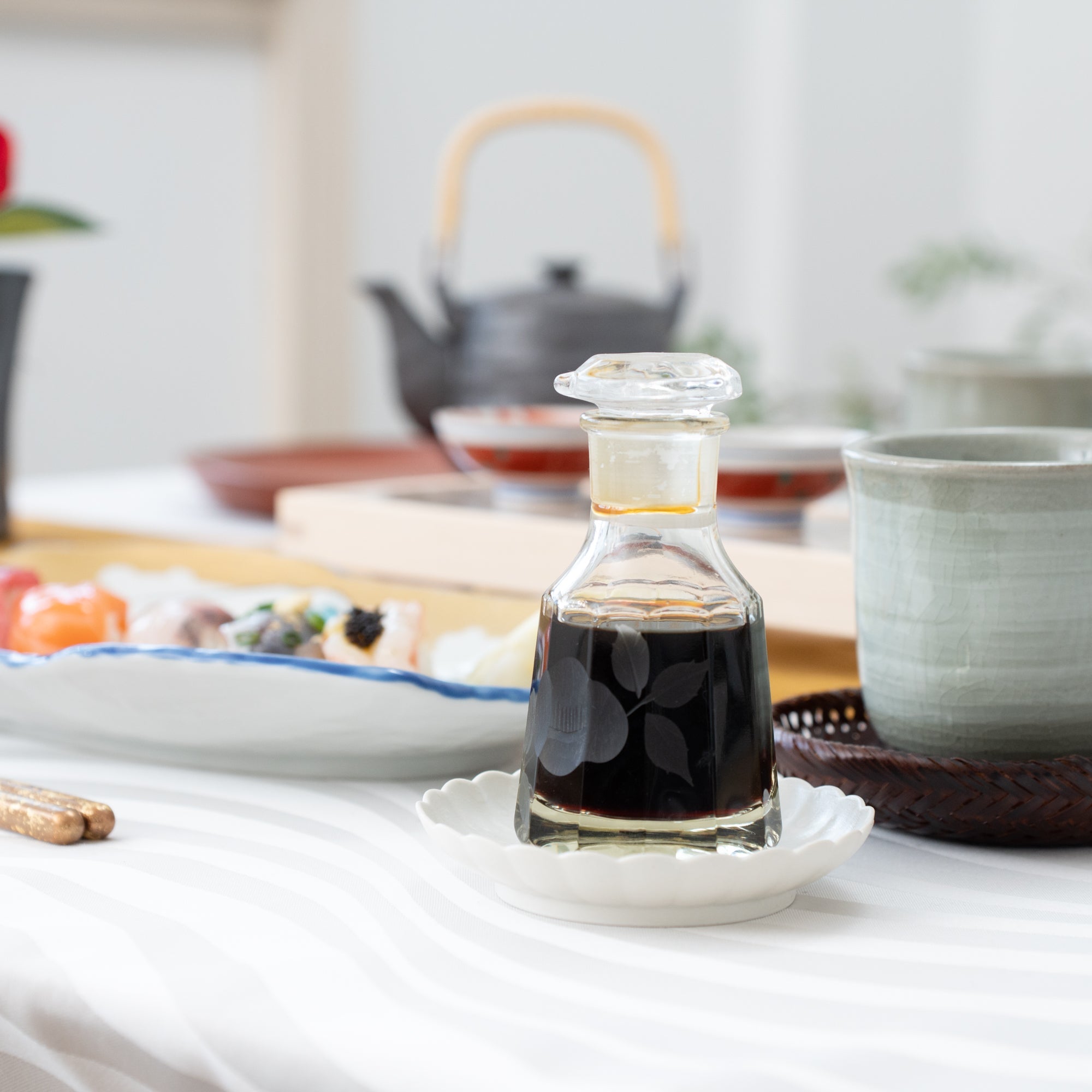 Hirota Spring Camellia Edo Kiriko Cut Glass Soy Sauce Dispenser - MUSUBI KILN - Quality Japanese Tableware and Gift