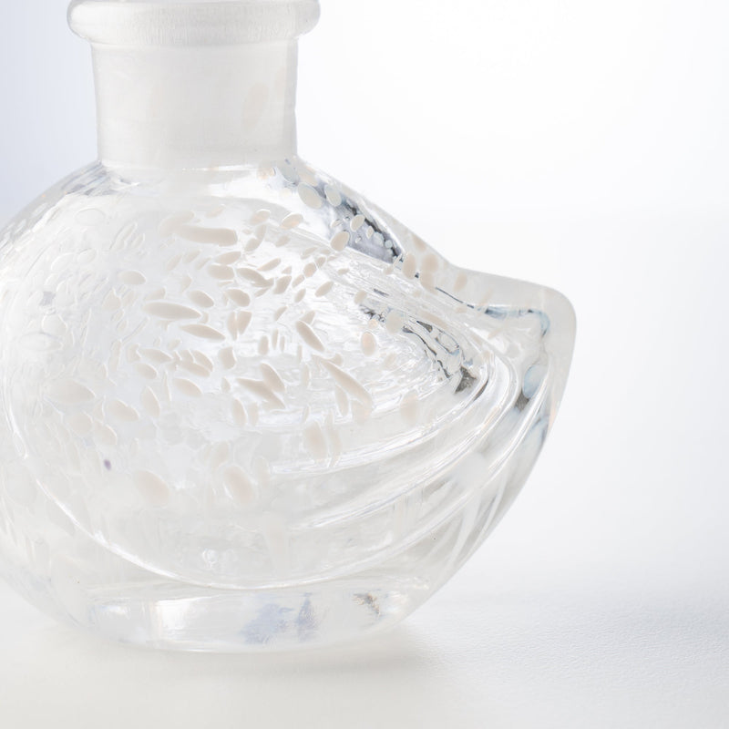 Hirota White Bird Edo Glass Soy Sauce Dispenser - MUSUBI KILN - Quality Japanese Tableware and Gift