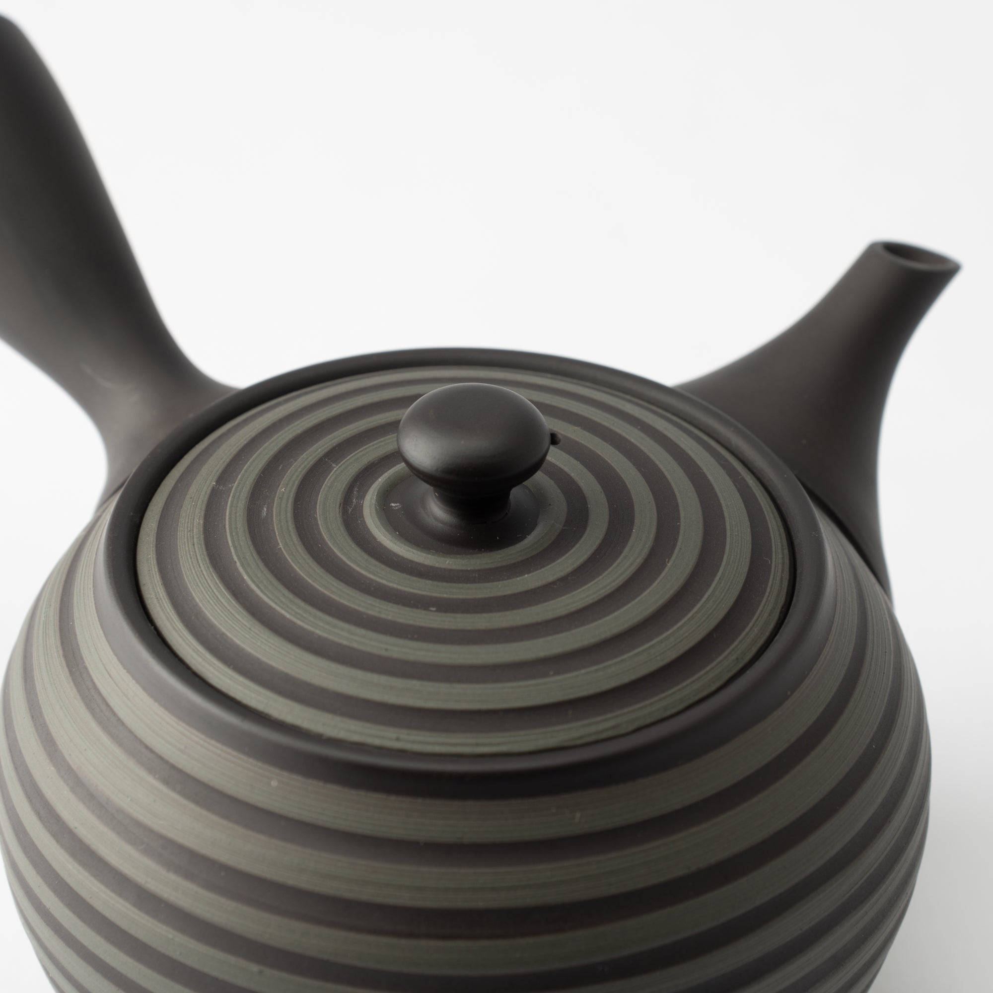 Horyu Black Tokoname Japanese Teapot 12.2oz(360ml) - Sawayaka - MUSUBI KILN - Quality Japanese Tableware and Gift