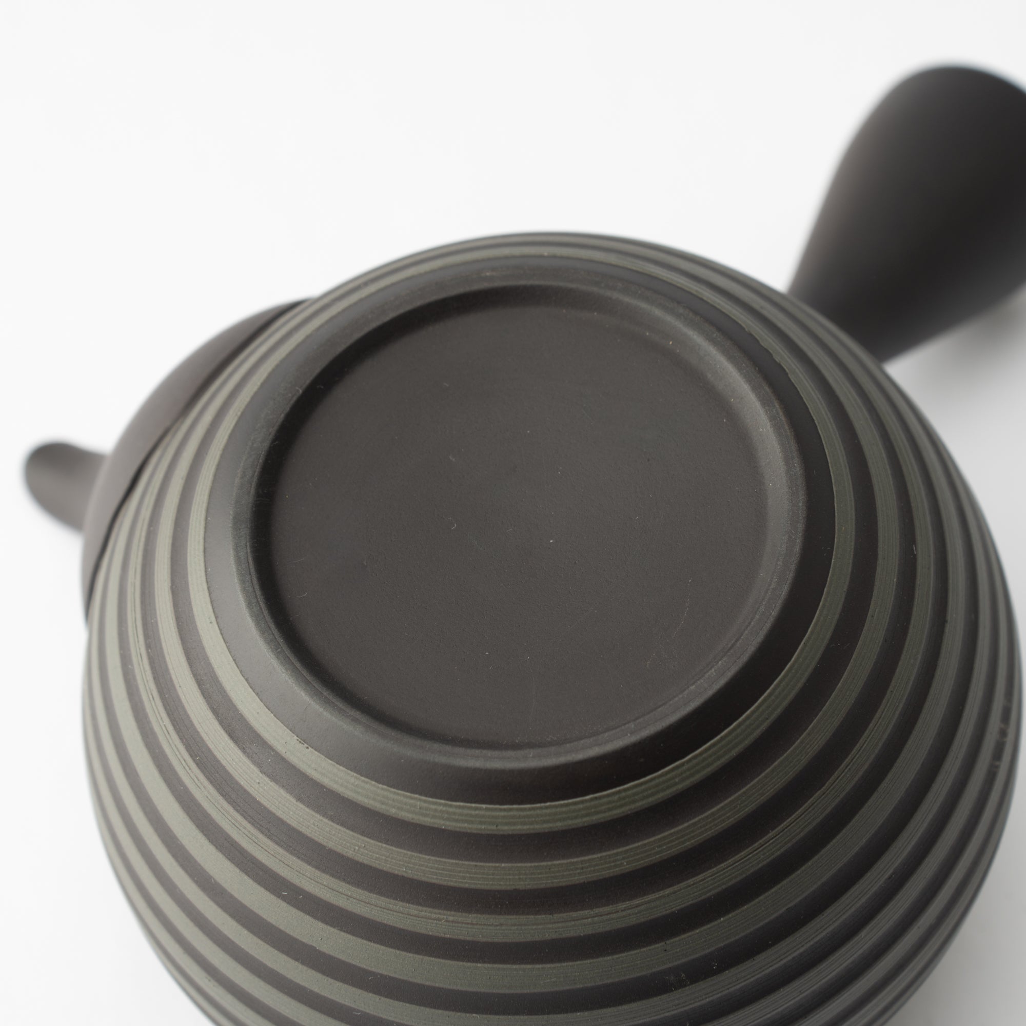 Horyu Black Tokoname Japanese Teapot 12.2oz(360ml) - Sawayaka - MUSUBI KILN - Quality Japanese Tableware and Gift