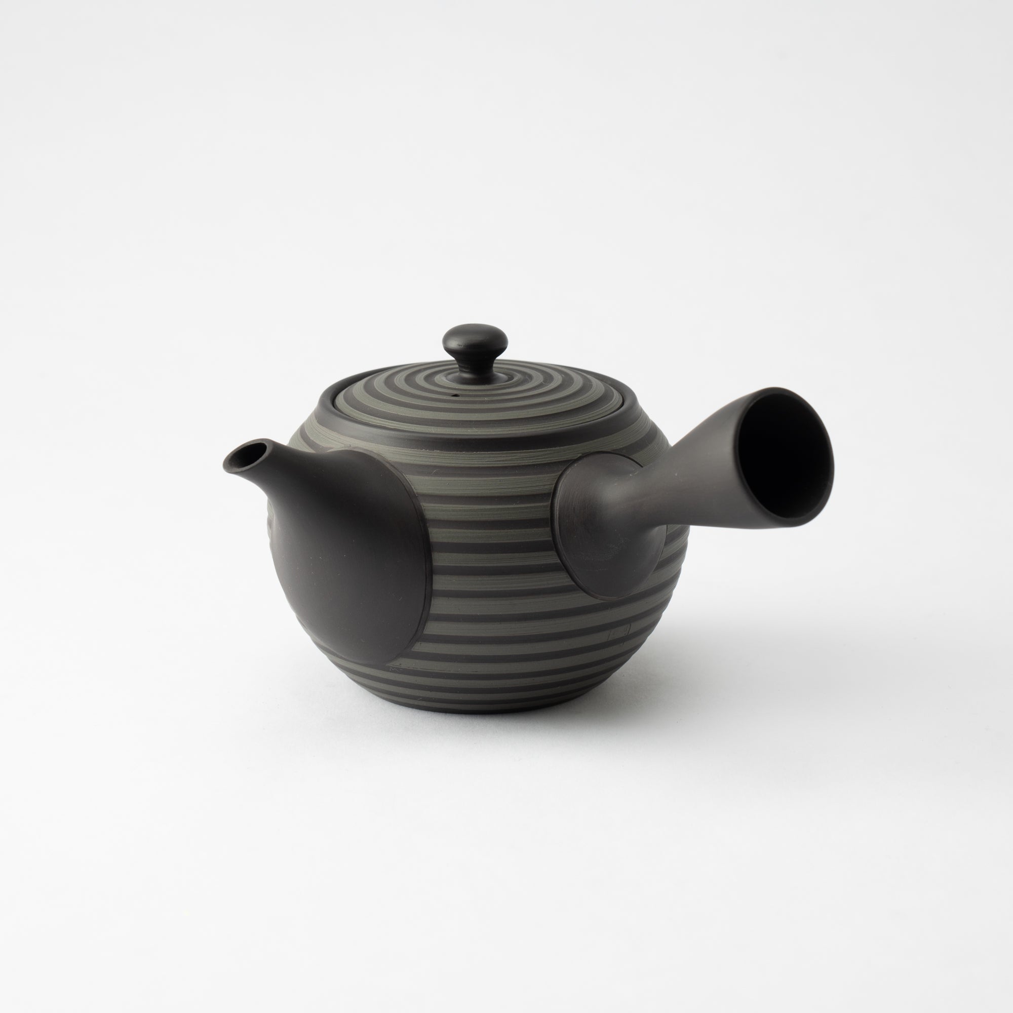 Horyu Black Tokoname Japanese Teapot 12.2oz(360ml) - Sawayaka - MUSUBI KILN - Quality Japanese Tableware and Gift