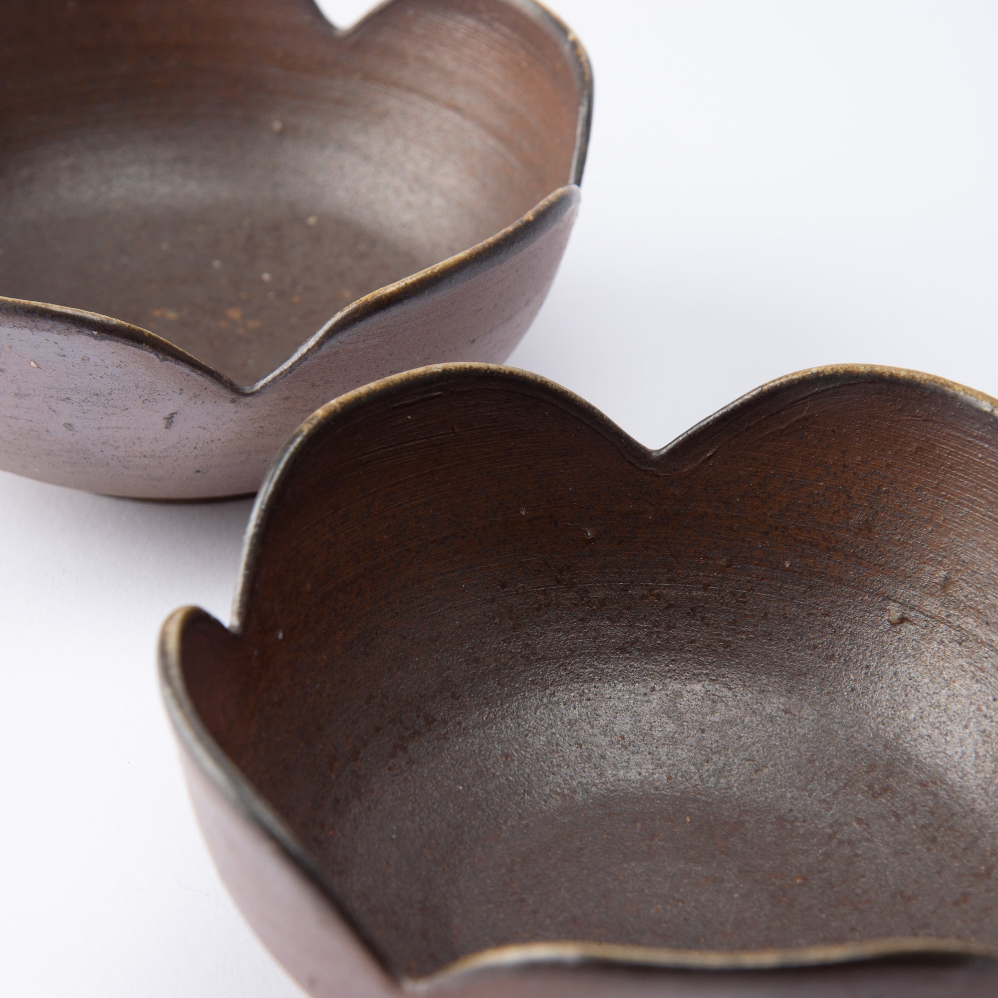 Hozan Kiln Bizen Ware Flower Shaped Kobachi Bowl - MUSUBI KILN - Quality Japanese Tableware and Gift