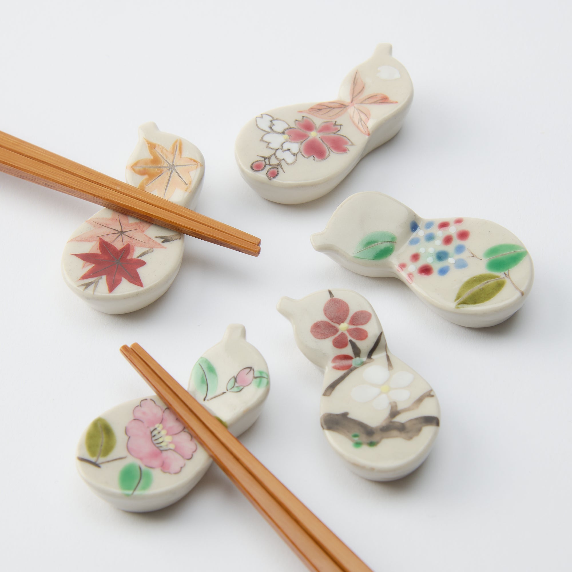 Hozan Kiln Five Flowers Gourd Kyo Ware Chopstick Rest Set - MUSUBI KILN - Quality Japanese Tableware and Gift