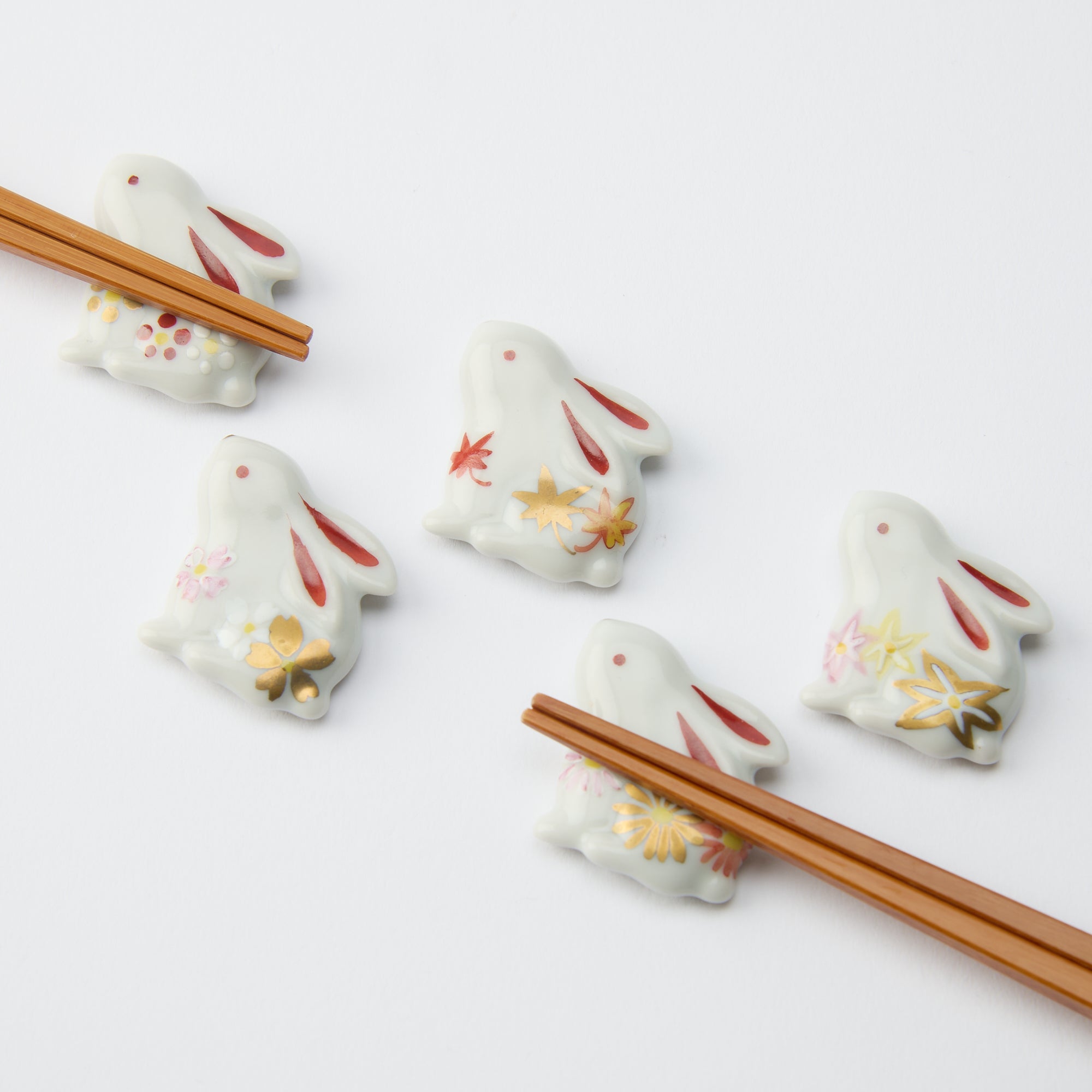 Hozan Kiln Flower Kinsai Rabbit Kyo Ware Chopstick Rest Set - MUSUBI KILN - Quality Japanese Tableware and Gift