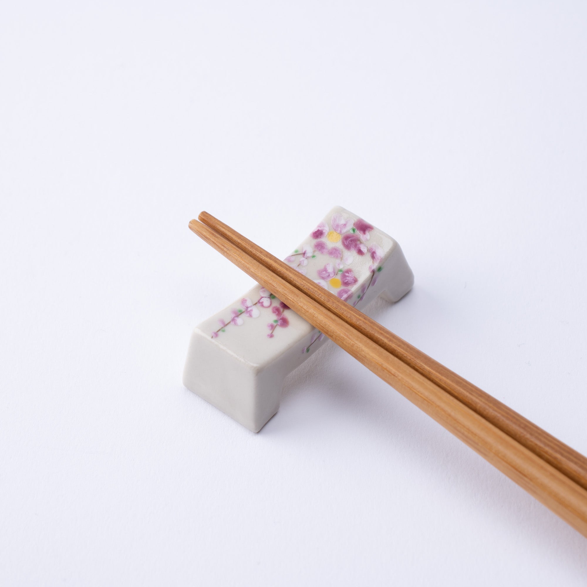 Hozan Kiln Pink Weeping Cherry Kyo Ware Chopstick Rest Set - MUSUBI KILN - Quality Japanese Tableware and Gift