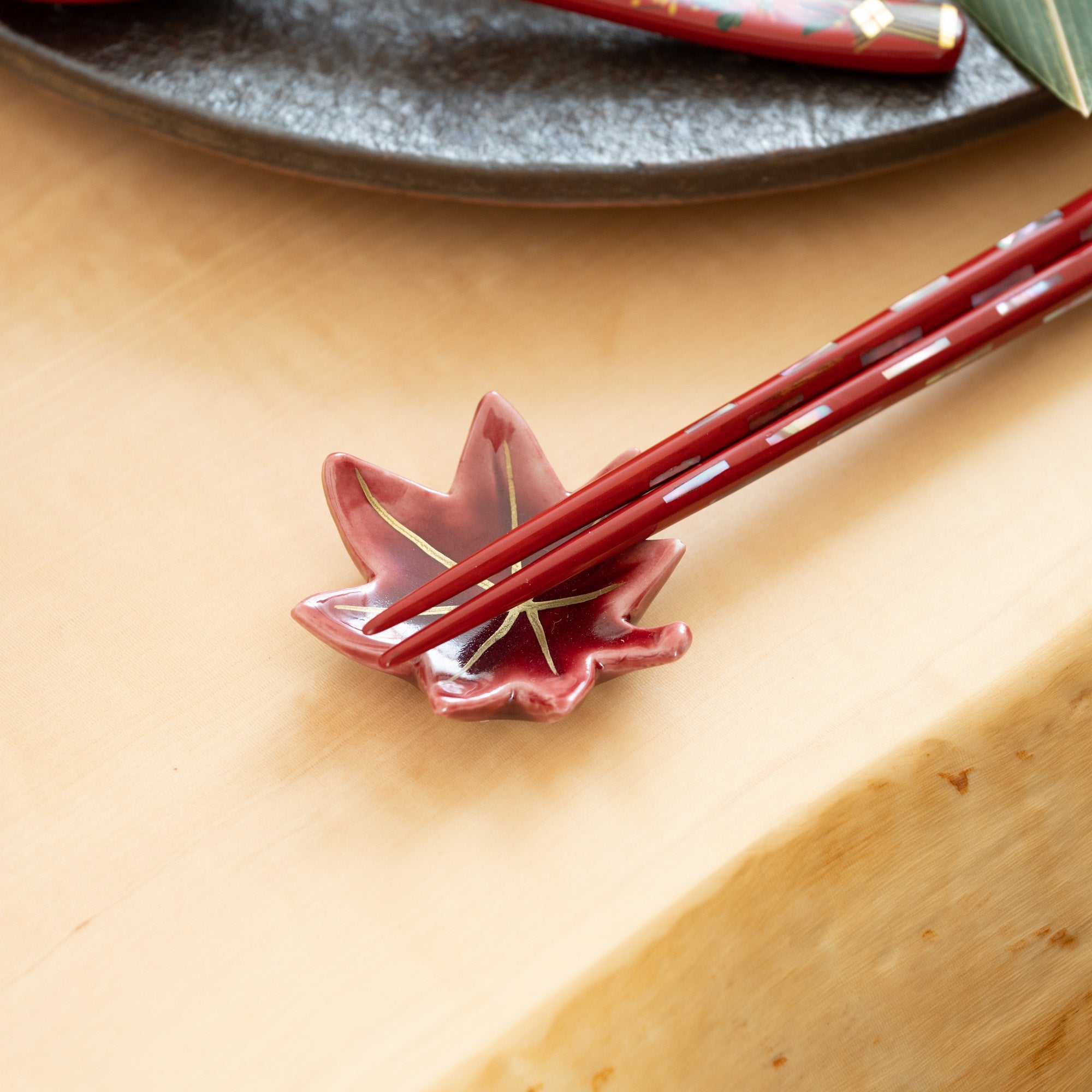 Hozan Kiln Red Autumn Leaves Kyo Ware Chopstick Rest Set - MUSUBI KILN - Quality Japanese Tableware and Gift