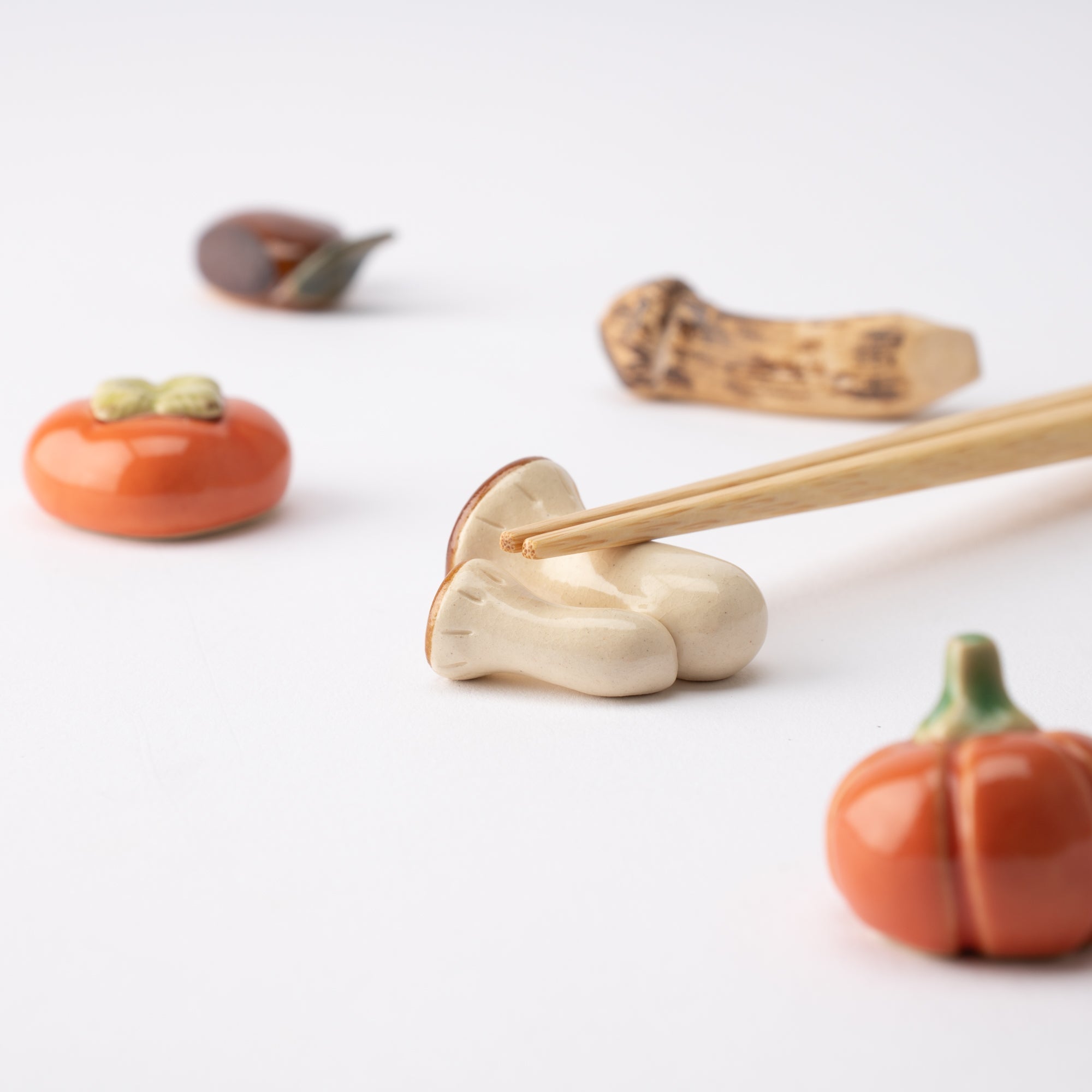 Ihoshiro Kiln Autumn Food Series Mino Ware Chopstick Rest - MUSUBI KILN - Quality Japanese Tableware and Gift