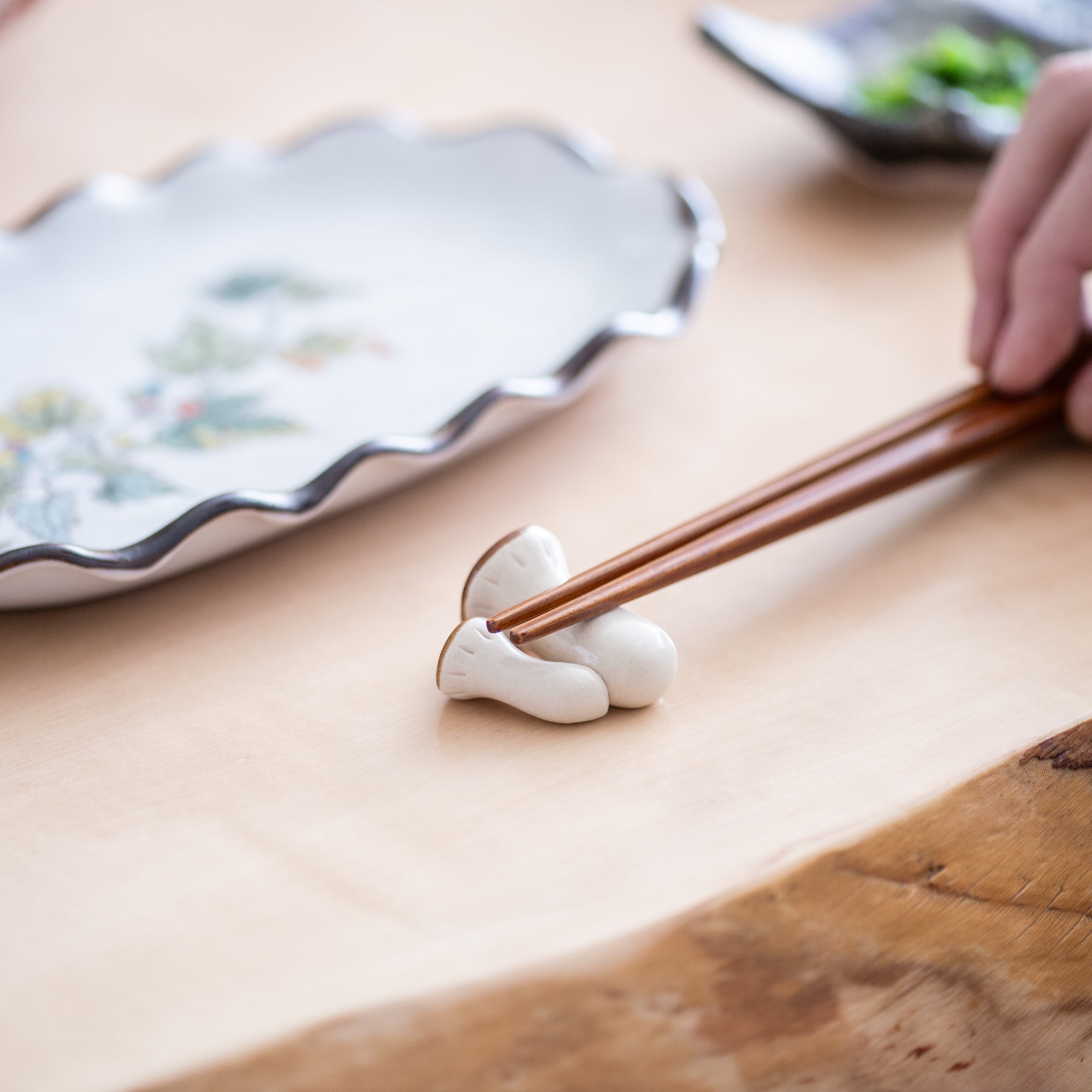 Ihoshiro Kiln Autumn Food Series Mino Ware Chopstick Rest - MUSUBI KILN - Quality Japanese Tableware and Gift