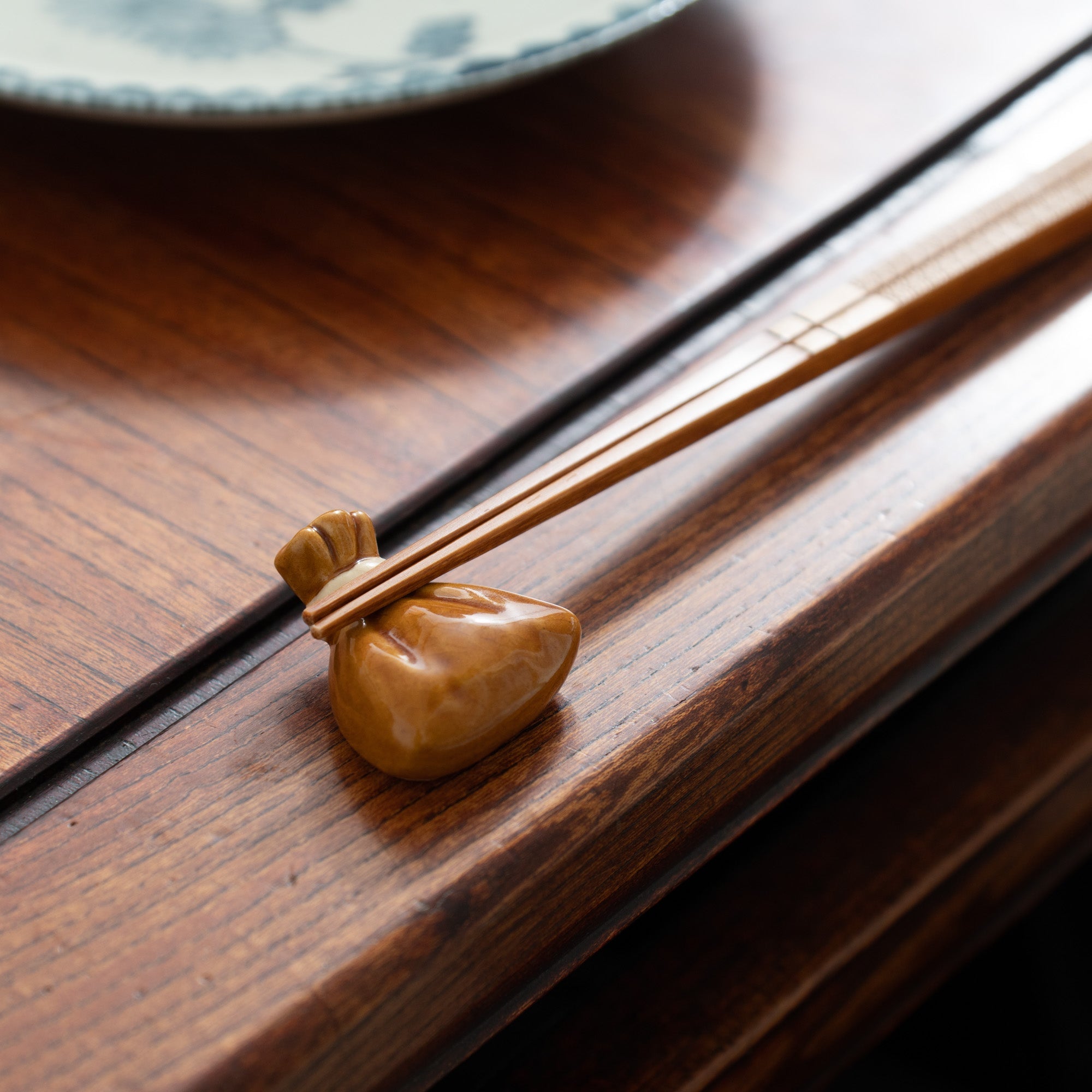 Ihoshiro Kiln Oden Series Mino Ware Chopstick Rest - MUSUBI KILN - Quality Japanese Tableware and Gift