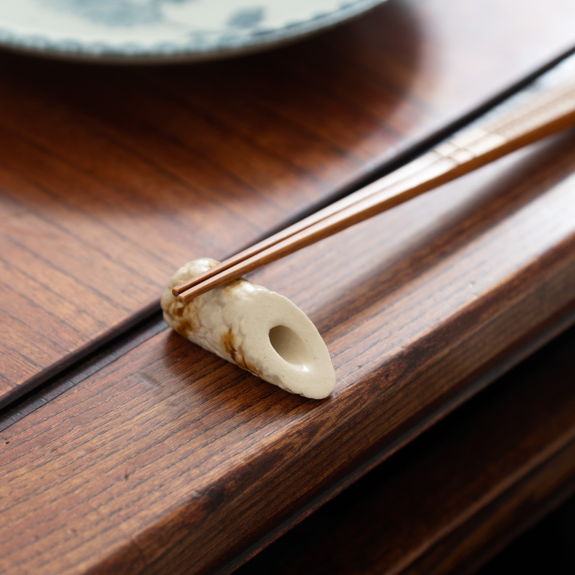 Ihoshiro Kiln Oden Series Mino Ware Chopstick Rest - MUSUBI KILN - Quality Japanese Tableware and Gift