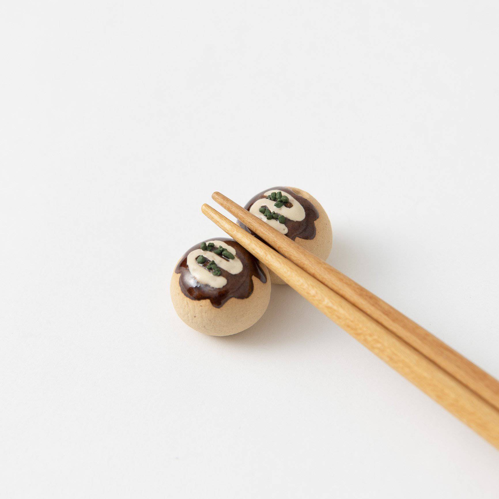 Ihoshiro Kiln Takoyaki Mino Ware Chopstick Rest - MUSUBI KILN - Quality Japanese Tableware and Gift