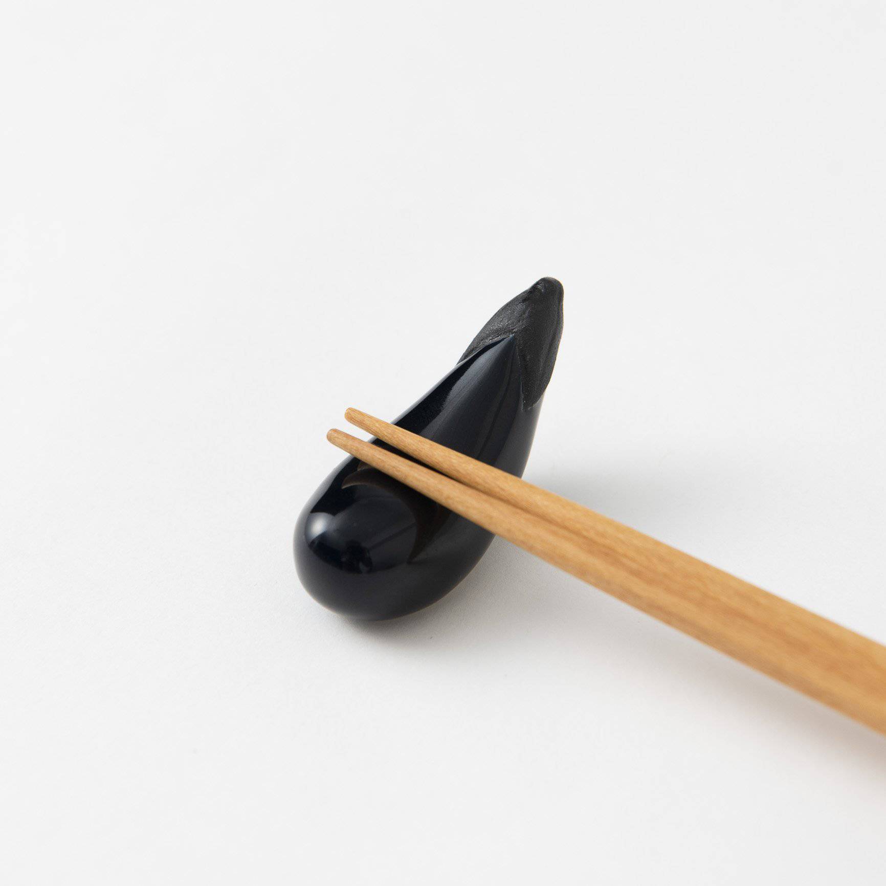 Ihoshiro Kiln Vegetable Series A Mino Ware Chopstick Rest - MUSUBI KILN - Quality Japanese Tableware and Gift