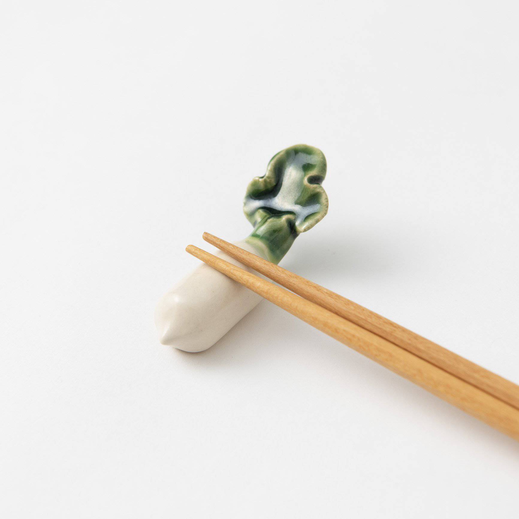 Ihoshiro Kiln Vegetable Series A Mino Ware Chopstick Rest - MUSUBI KILN - Quality Japanese Tableware and Gift