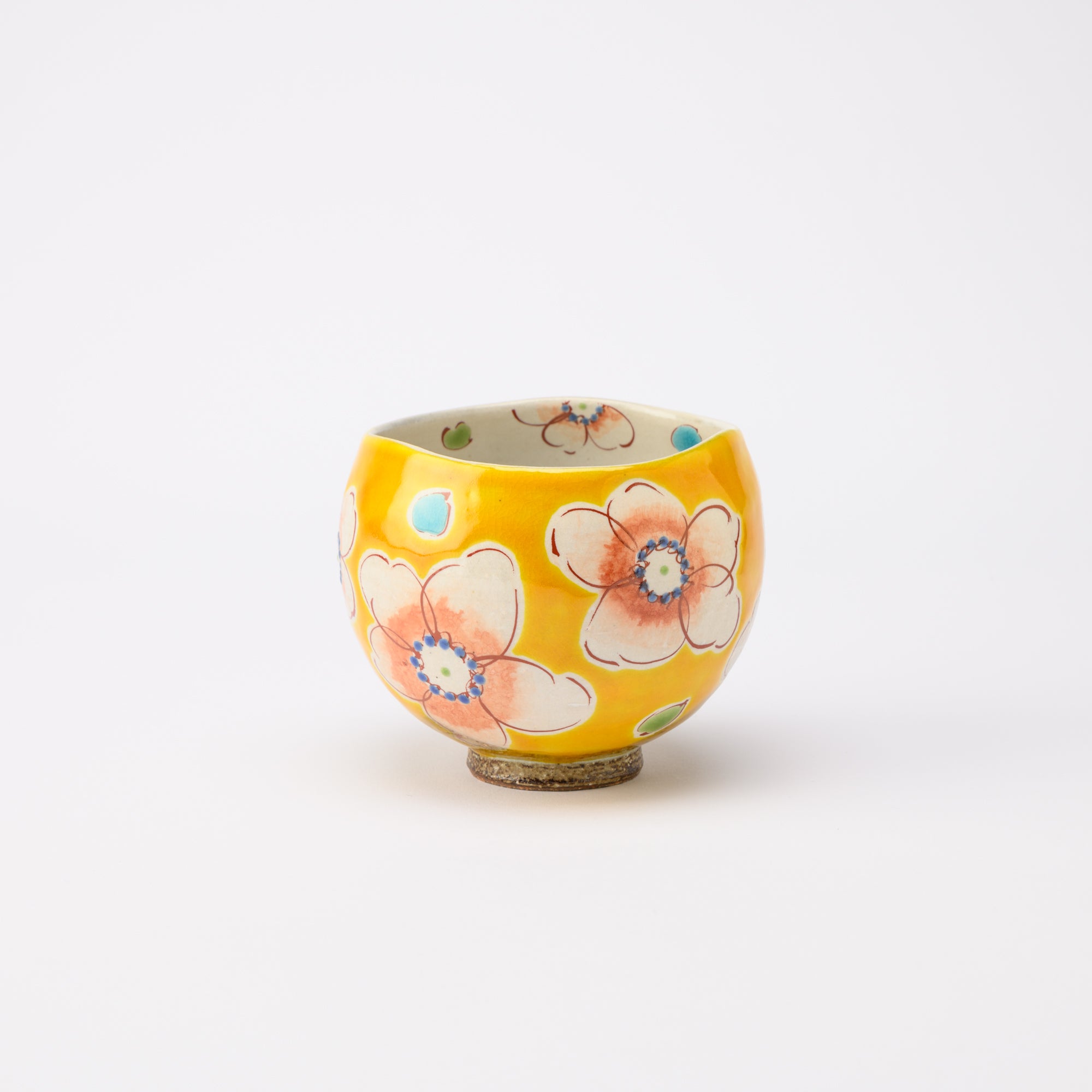 Kokuzou Kiln Sakura Floral Prints Kutani Yunomi Japanese Teacup - MUSUBI KILN - Quality Japanese Tableware and Gift