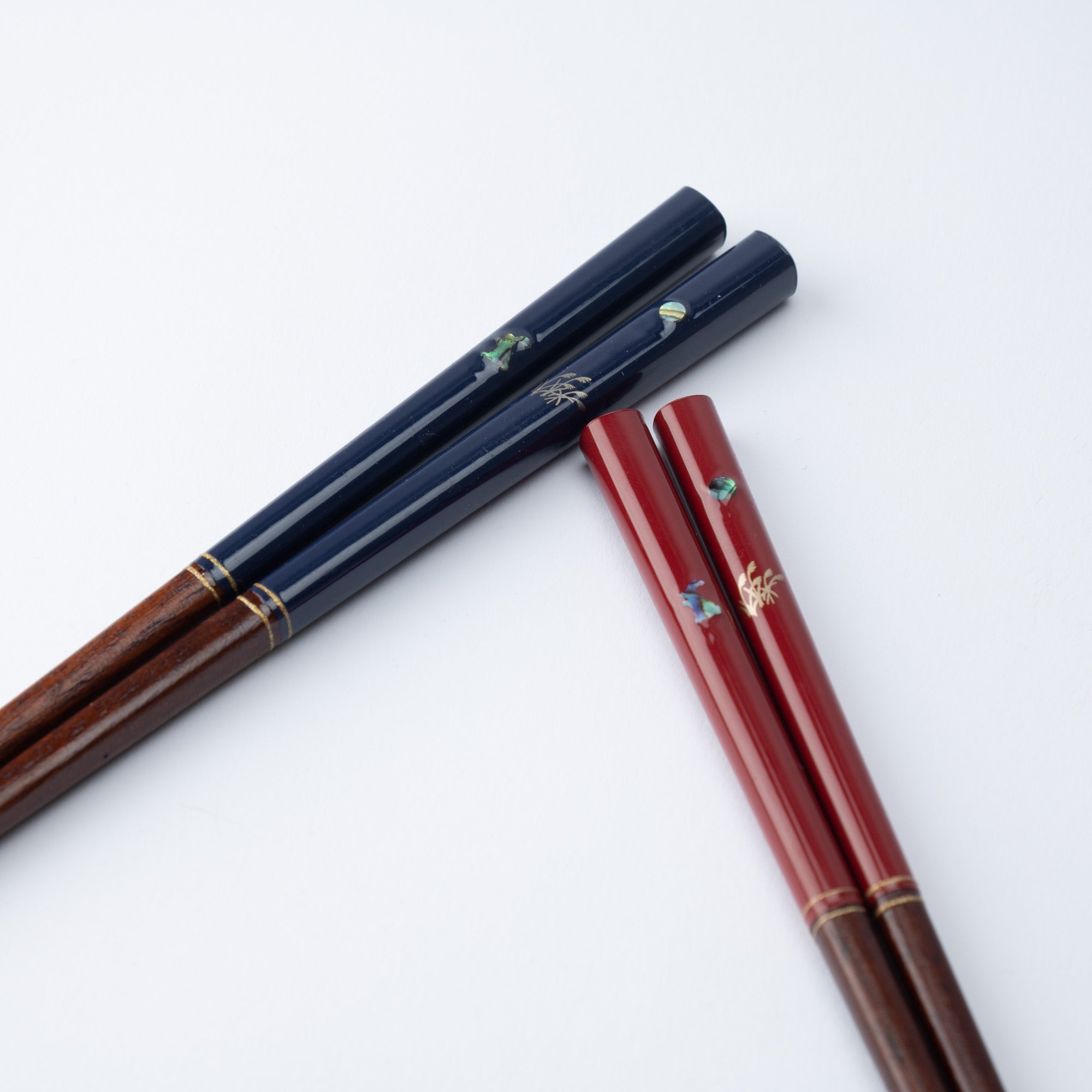 Issou Full Moon and Rabbit Wakasa Lacquerware Set of Two Pairs of Chopsticks 23 cm (9 in) and 20.5 cm (8.2 in) - MUSUBI KILN - Quality Japanese Tableware and Gift