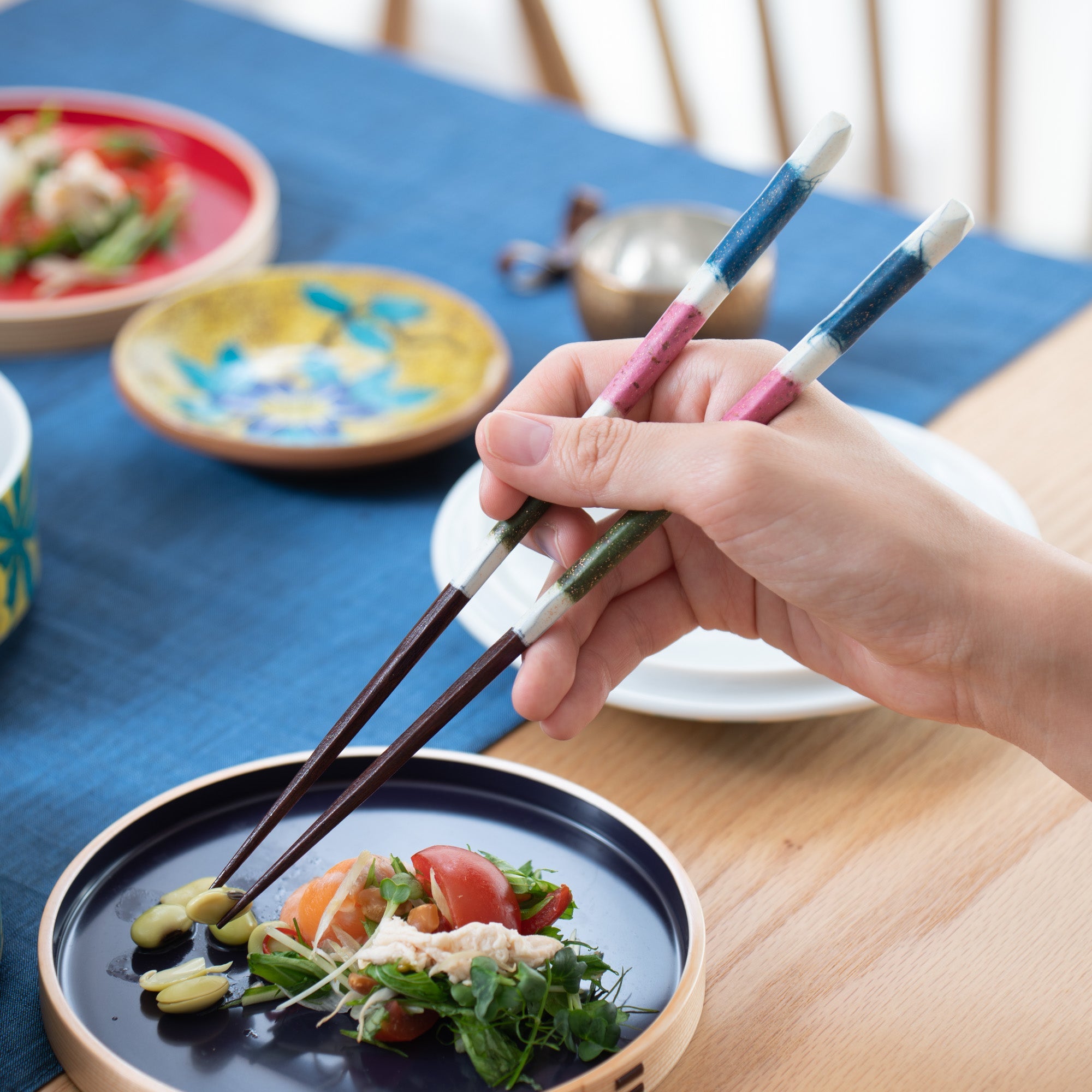 Issou Playful Mood Wakasa Lacquer Chopsticks 21 cm/8.2 in or 23 cm/9in - MUSUBI KILN - Quality Japanese Tableware and Gift