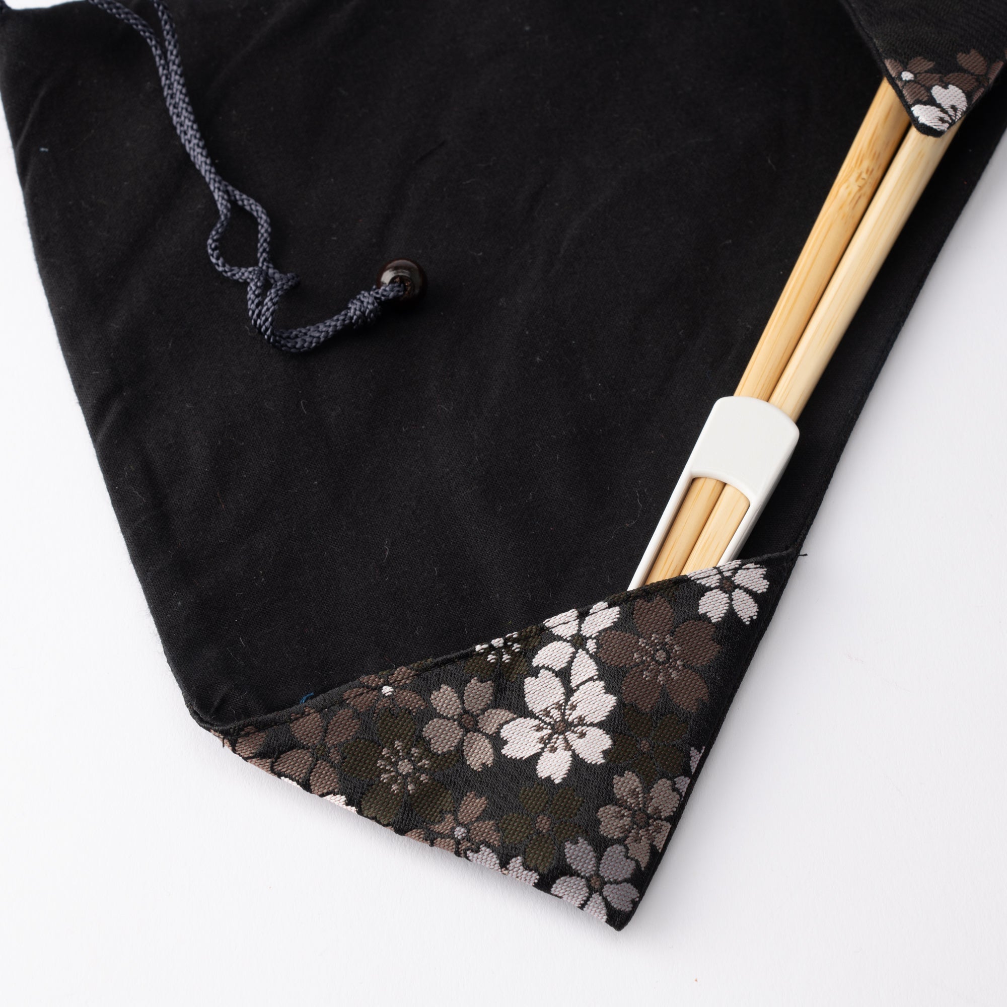 Issou Winter Sakura Nishijin Ori Brocade Chopsticks Case - MUSUBI KILN - Quality Japanese Tableware and Gift