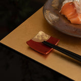 Issou Zuiun Maki - e Wakasa Lacquerware Set of Two Pairs of Chopsticks 23 cm (9 in) / 20.5 cm (8.1 in) and Chopstick Rests (Set of Two) - MUSUBI KILN - Quality Japanese Tableware and Gift