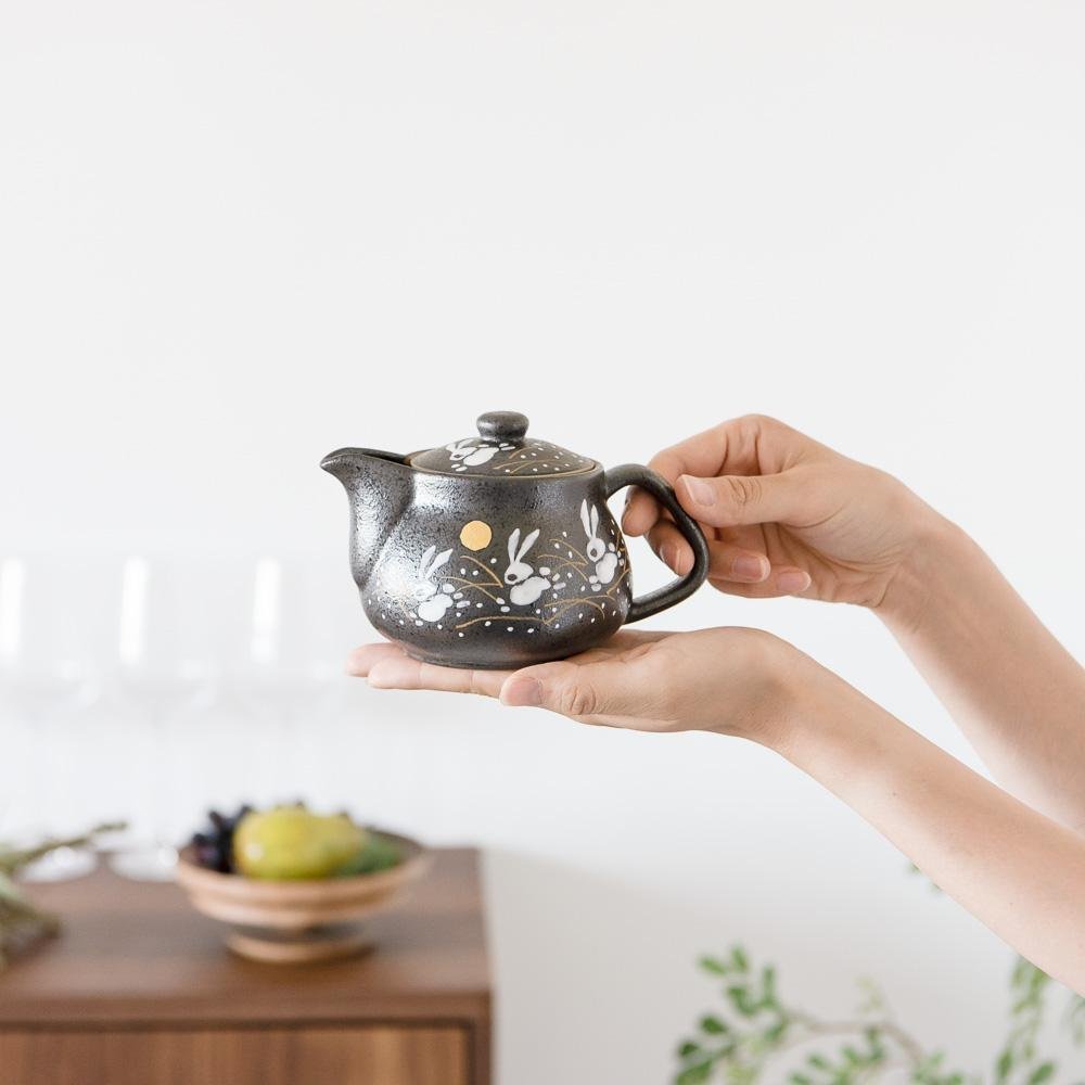 Jumping Rabbit Kutani Japanese Teapot 12.2oz(360ml) - MUSUBI KILN - Quality Japanese Tableware and Gift