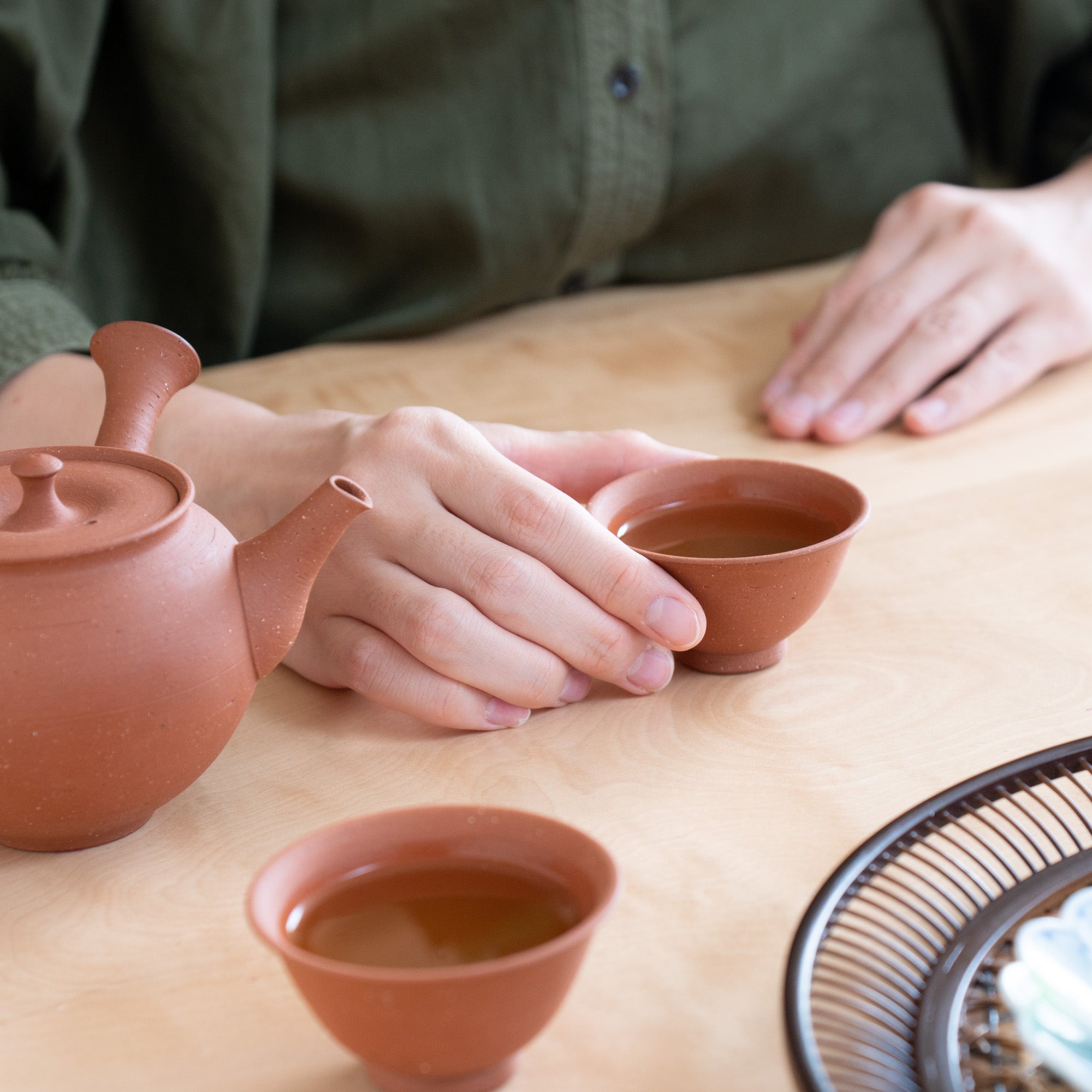 Junzo Red Clay Tokoname Japanese Teapot Set 8.8oz(260ml) - Sasame and Ceramesh - MUSUBI KILN - Quality Japanese Tableware and Gift