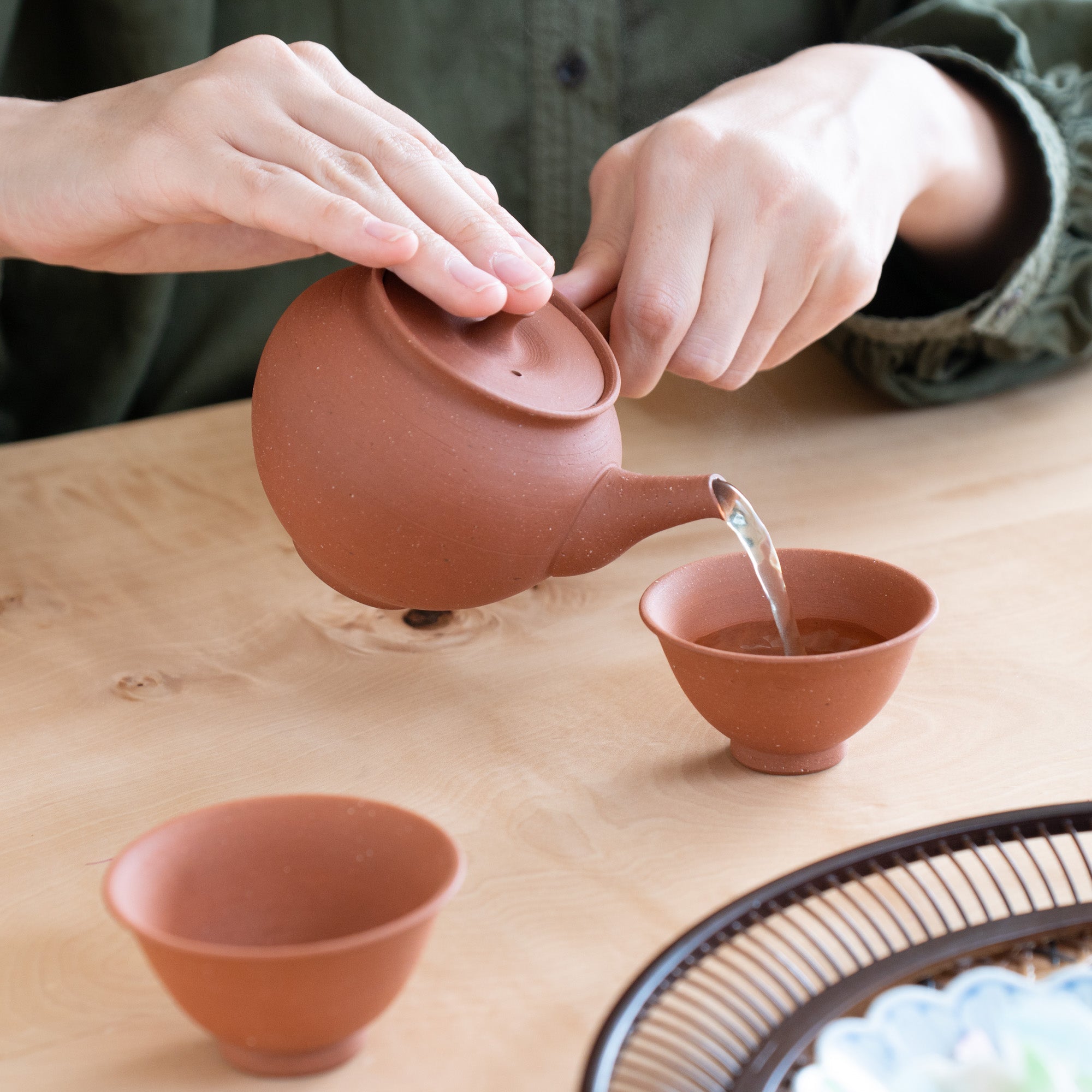 Junzo Red Clay Tokoname Japanese Teapot Set 8.8oz(260ml) - Sasame and Ceramesh - MUSUBI KILN - Quality Japanese Tableware and Gift