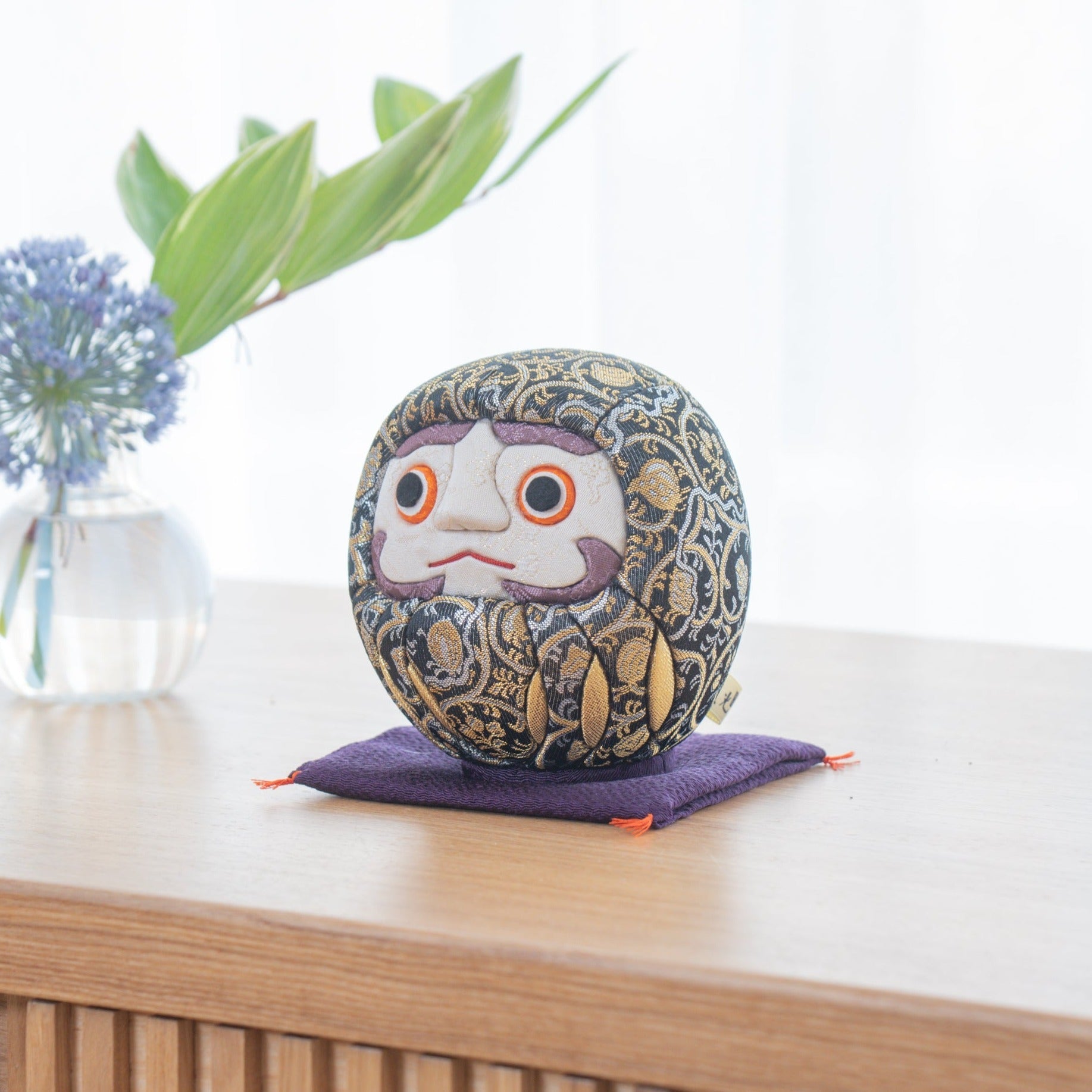 Kakinuma Ningyo Black Edo Kimekomi Doll Daruma - MUSUBI KILN - Quality Japanese Tableware and Gift