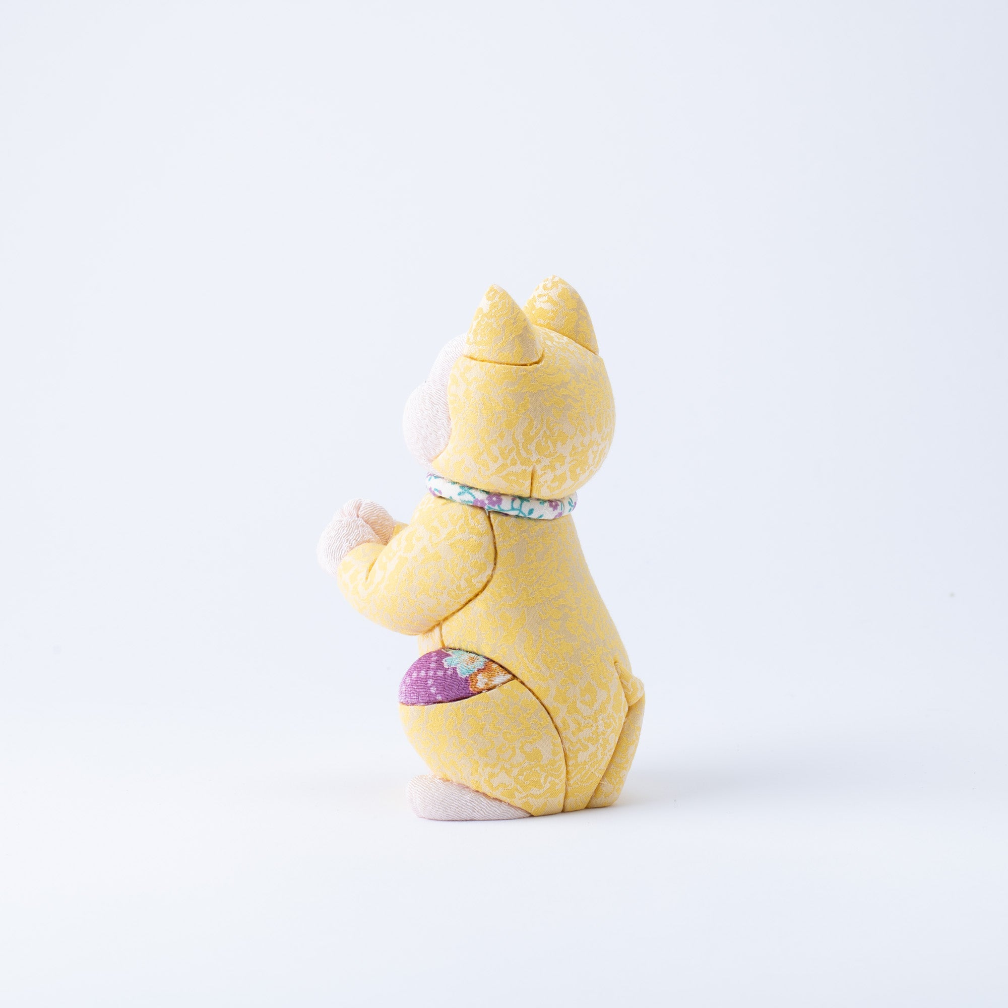 Kakinuma Ningyo Damask Wish Upon a Star Edo Kimekomi Lucky Cat - Yellow - MUSUBI KILN - Quality Japanese Tableware and Gift