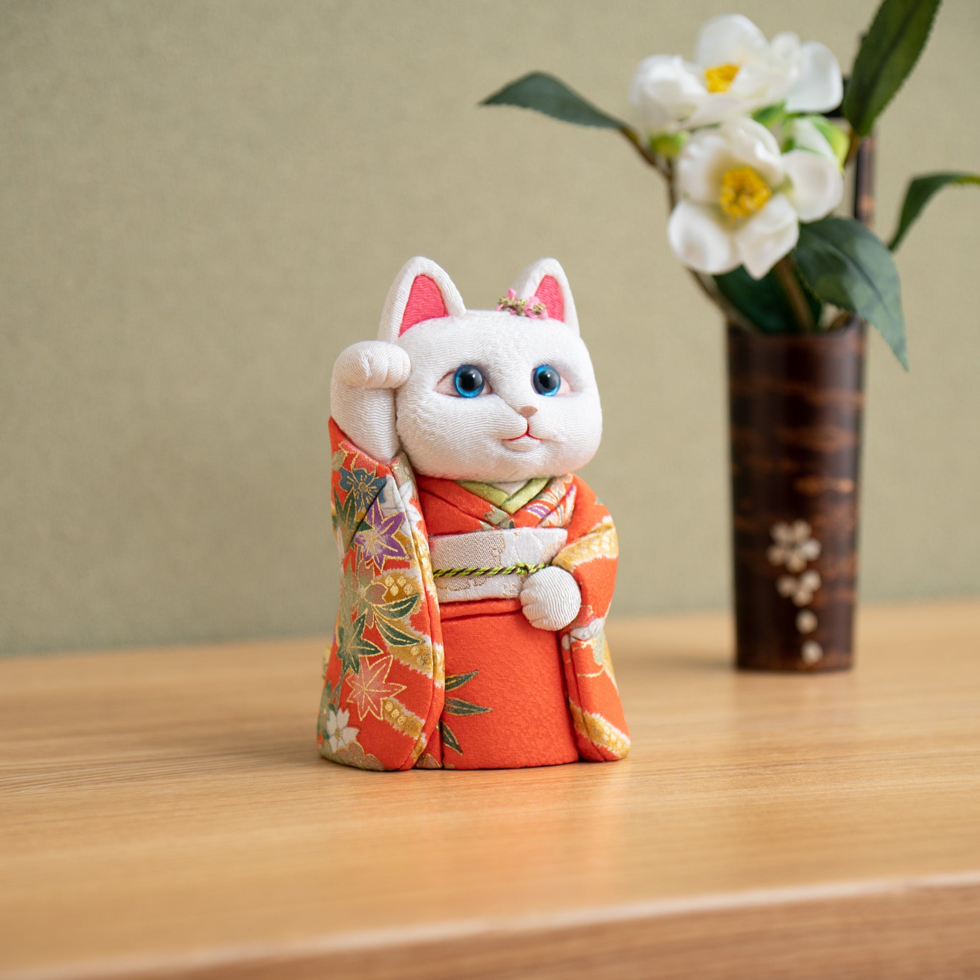 Kakinuma Ningyo Furisode Edo Kimekomi Doll Lucky Cat - Orange - MUSUBI KILN - Quality Japanese Tableware and Gift