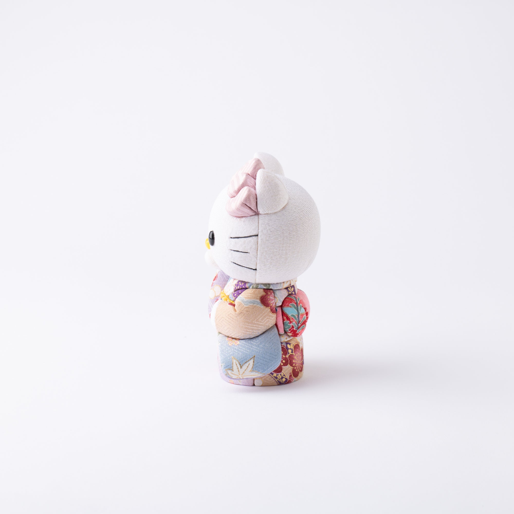 Kakinuma Ningyo Hello Kitty Edo Kimekomi Doll Lucky Cat - Pale Pink - MUSUBI KILN - Quality Japanese Tableware and Gift