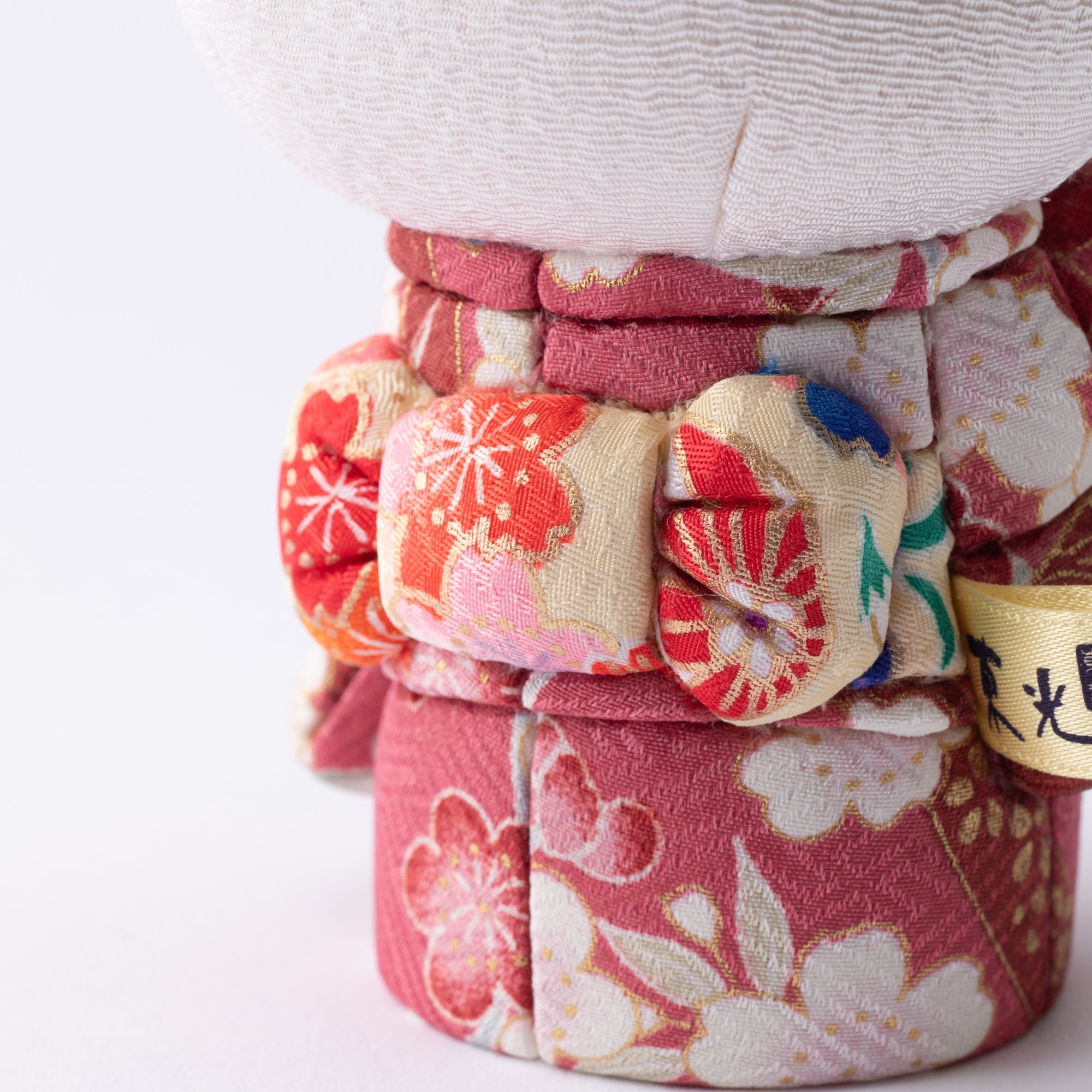 Kakinuma Ningyo Hello Kitty Edo Kimekomi Doll Lucky Cat - Pink - MUSUBI KILN - Quality Japanese Tableware and Gift