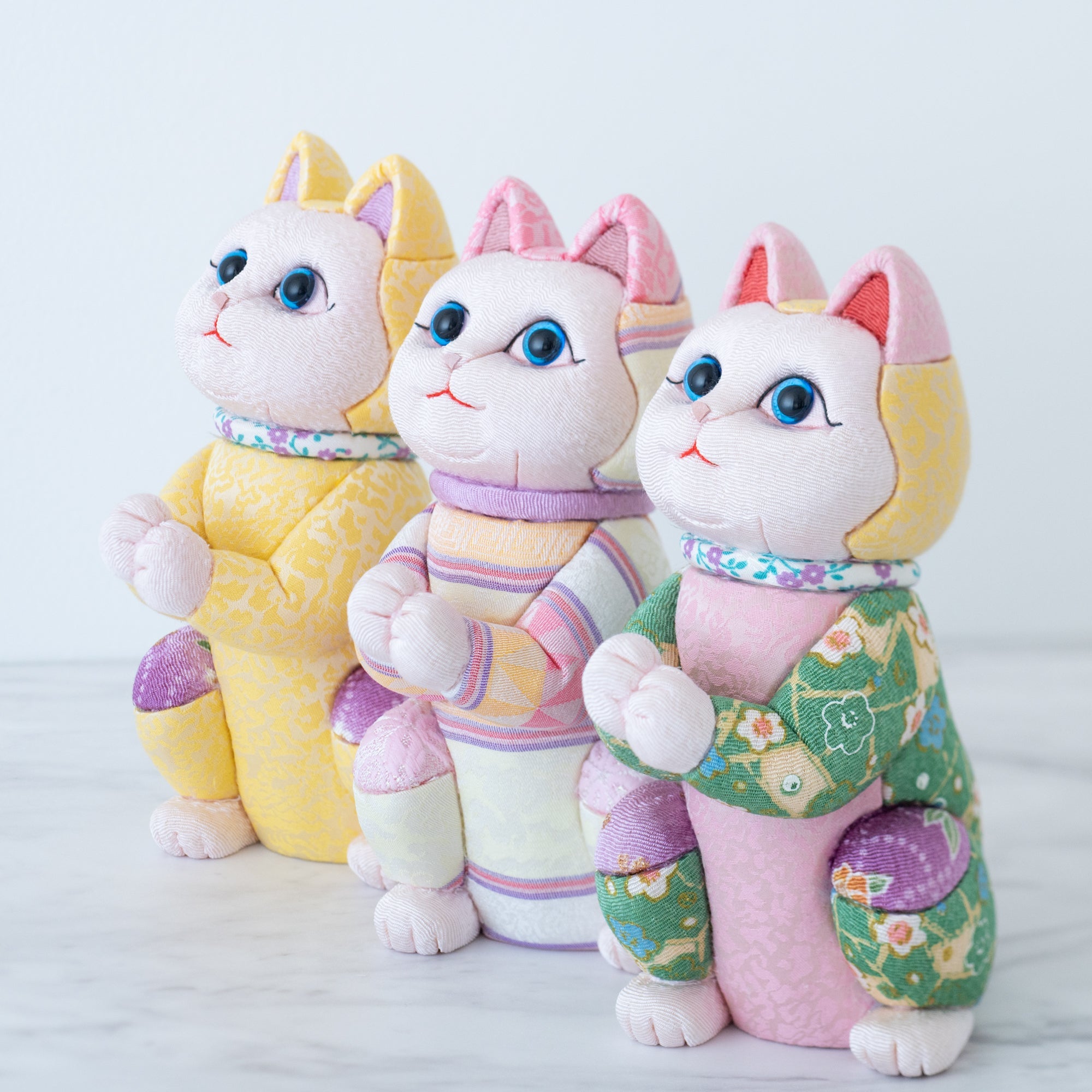 Kakinuma Ningyo Striped Wish Upon a Star Edo Kimekomi Doll Lucky Cat - Pink - MUSUBI KILN - Quality Japanese Tableware and Gift