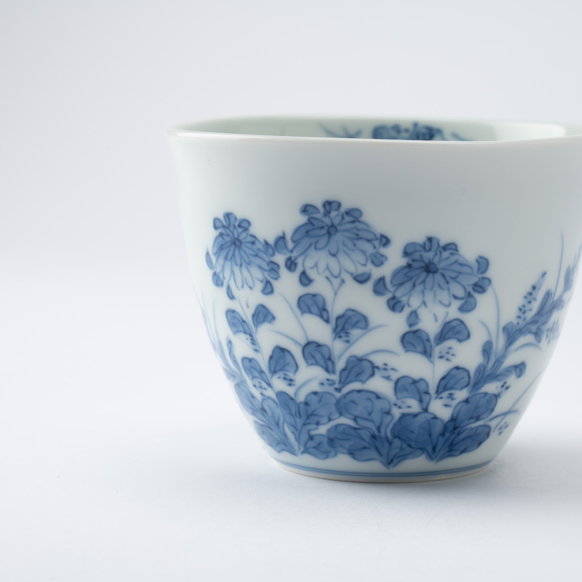 Kakusho Kiln Chrysanthemum and Bush Clover Mikawachi Ware Cup - MUSUBI KILN - Quality Japanese Tableware and Gift