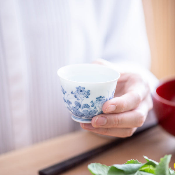 Kakusho Kiln Chrysanthemum and Bush Clover Mikawachi Ware Japanese Teacup - MUSUBI KILN - Quality Japanese Tableware and Gift