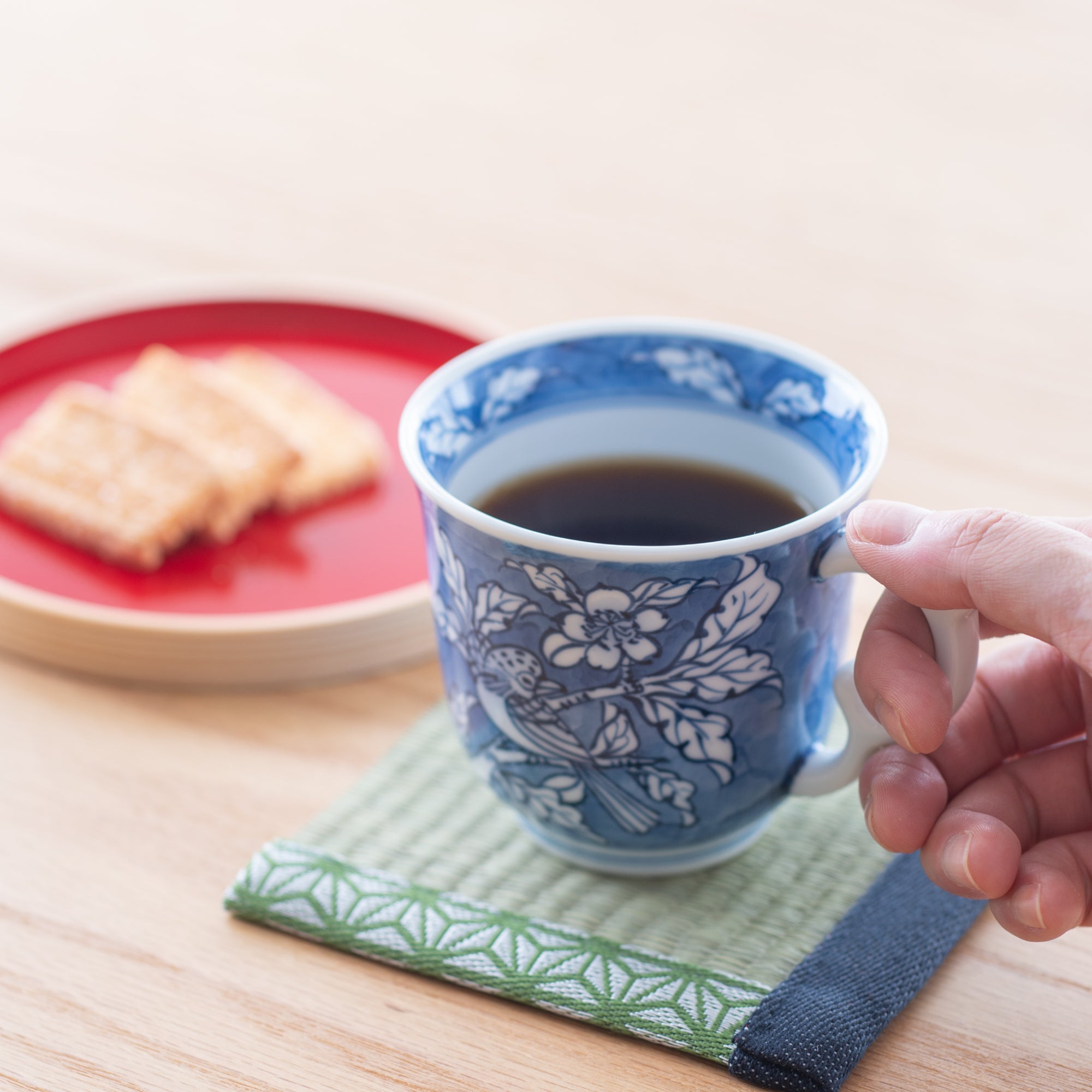 Kakusho Kiln Flower and Bird Mikawachi Ware Mug Cup - MUSUBI KILN - Quality Japanese Tableware and Gift