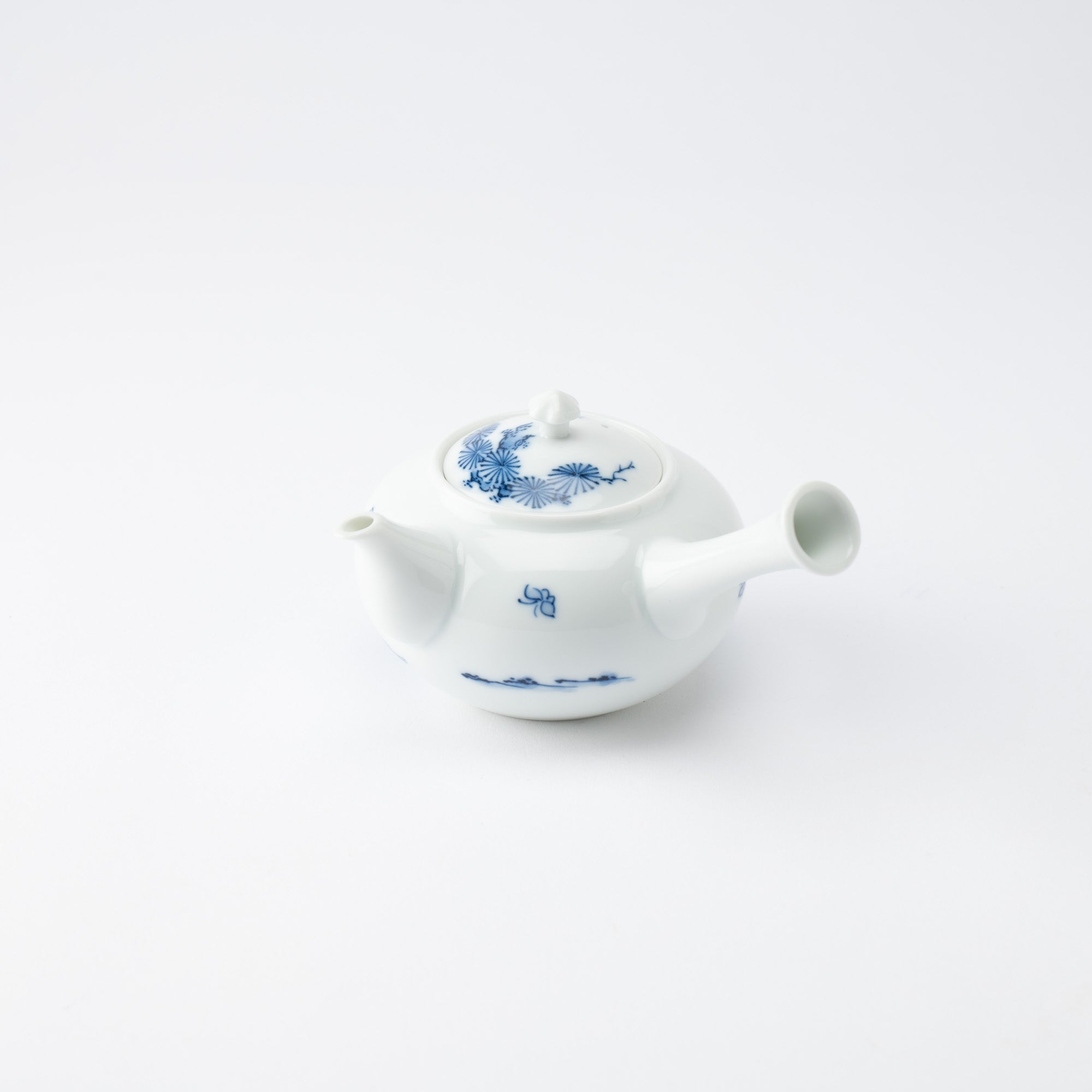 Kakusho Kiln Karako Mikawachi Ware Japanese Teapot 220 ml (7.4 oz) - MUSUBI KILN - Quality Japanese Tableware and Gift