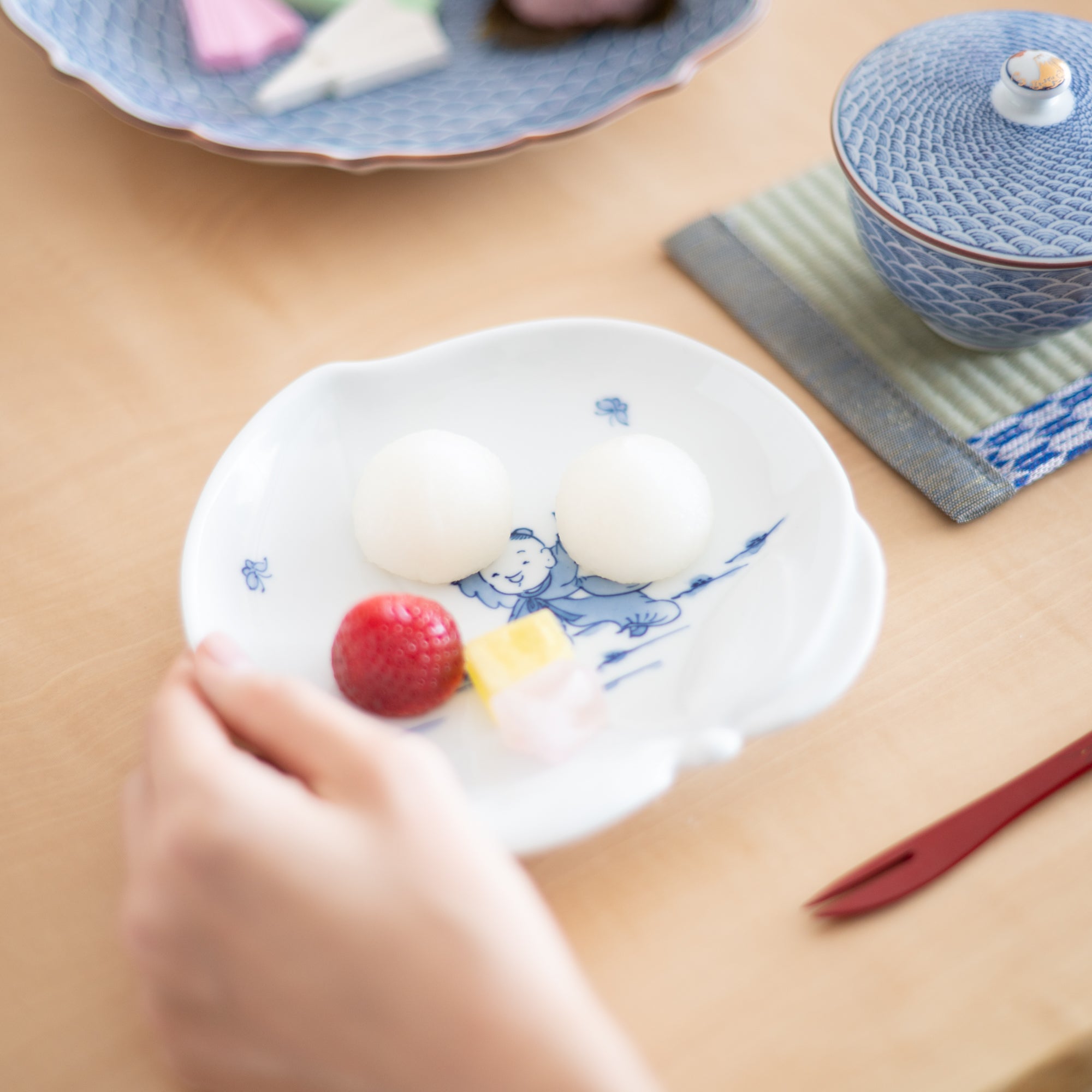 Kakusho Kiln Karako Mikawachi Ware Small Plate 5in - MUSUBI KILN - Quality Japanese Tableware and Gift