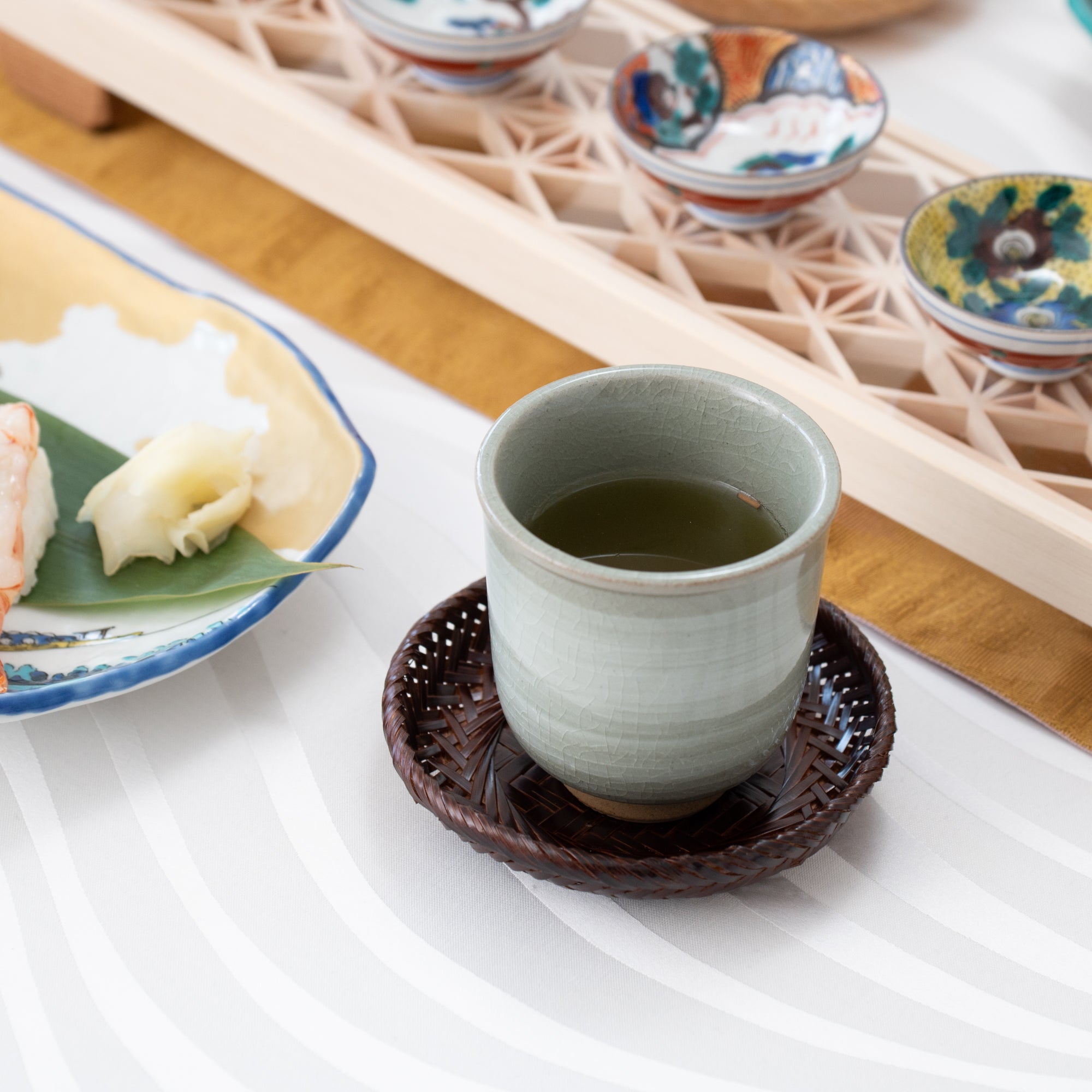 Kannyu White Brush Mino Ware Yunomi Japanese Teacup - MUSUBI KILN - Quality Japanese Tableware and Gift