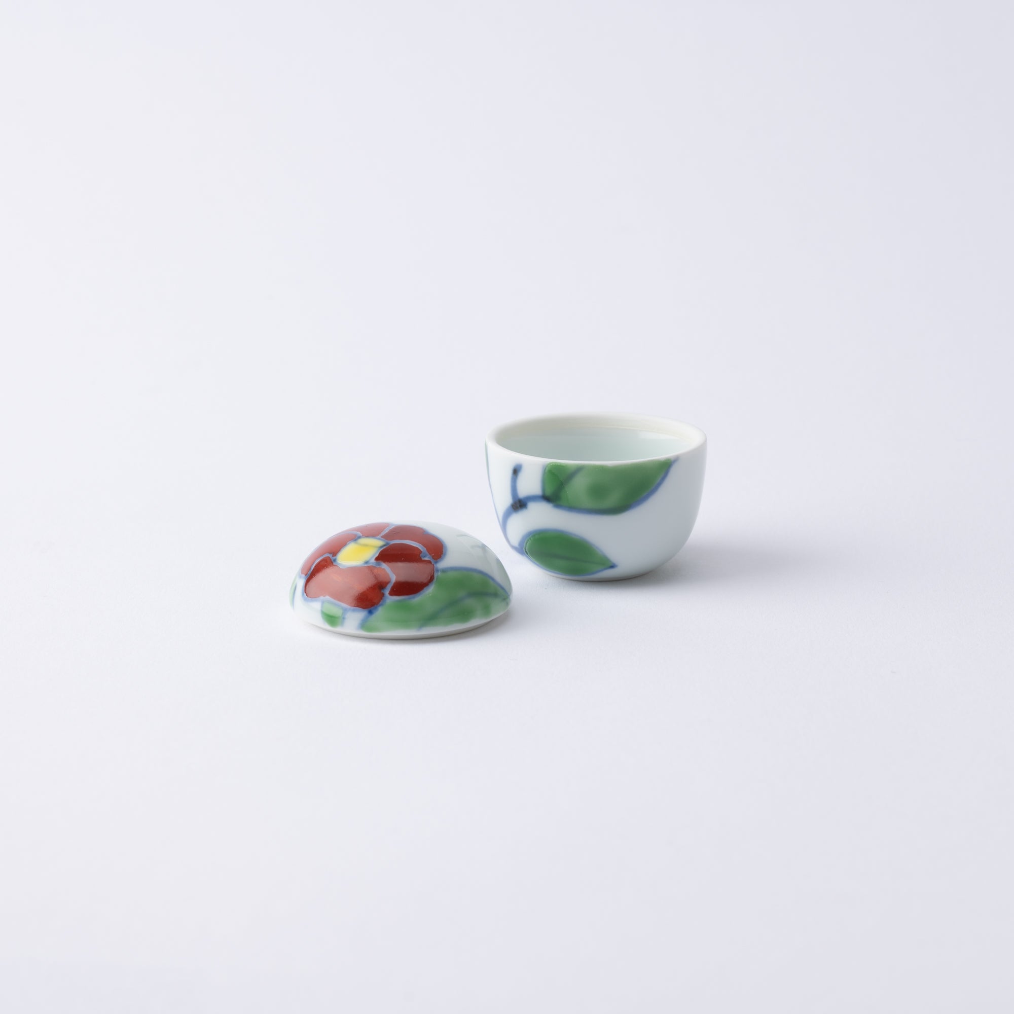 Keizan Kiln Camellia Arita Small Box - MUSUBI KILN - Quality Japanese Tableware and Gift