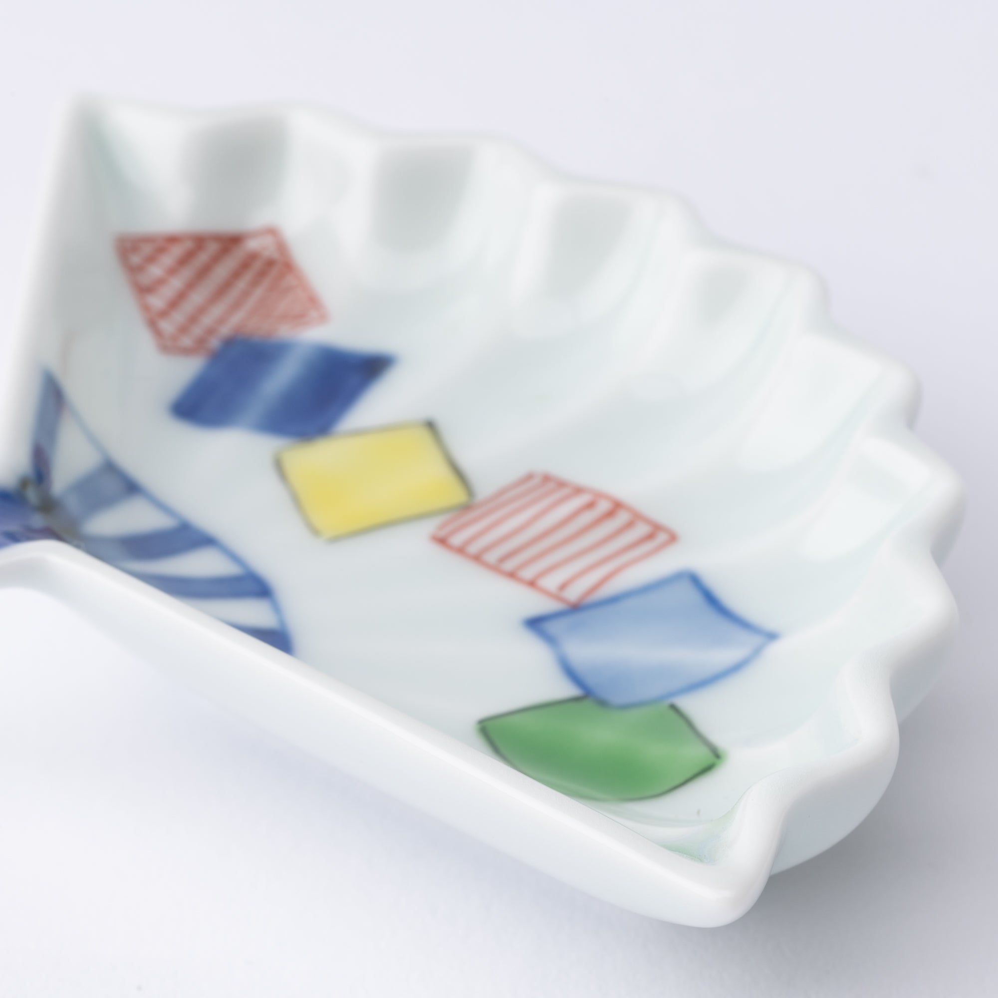 Keizan Kiln Origami Arita Fan - shaped Sauce Plate - MUSUBI KILN - Quality Japanese Tableware and Gift