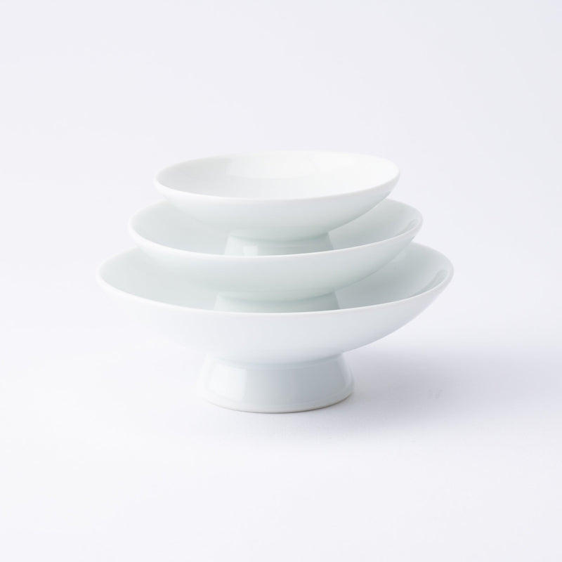 Keizan Kiln White Porcelain "Toso" Arita Sake Set - MUSUBI KILN - Quality Japanese Tableware and Gift