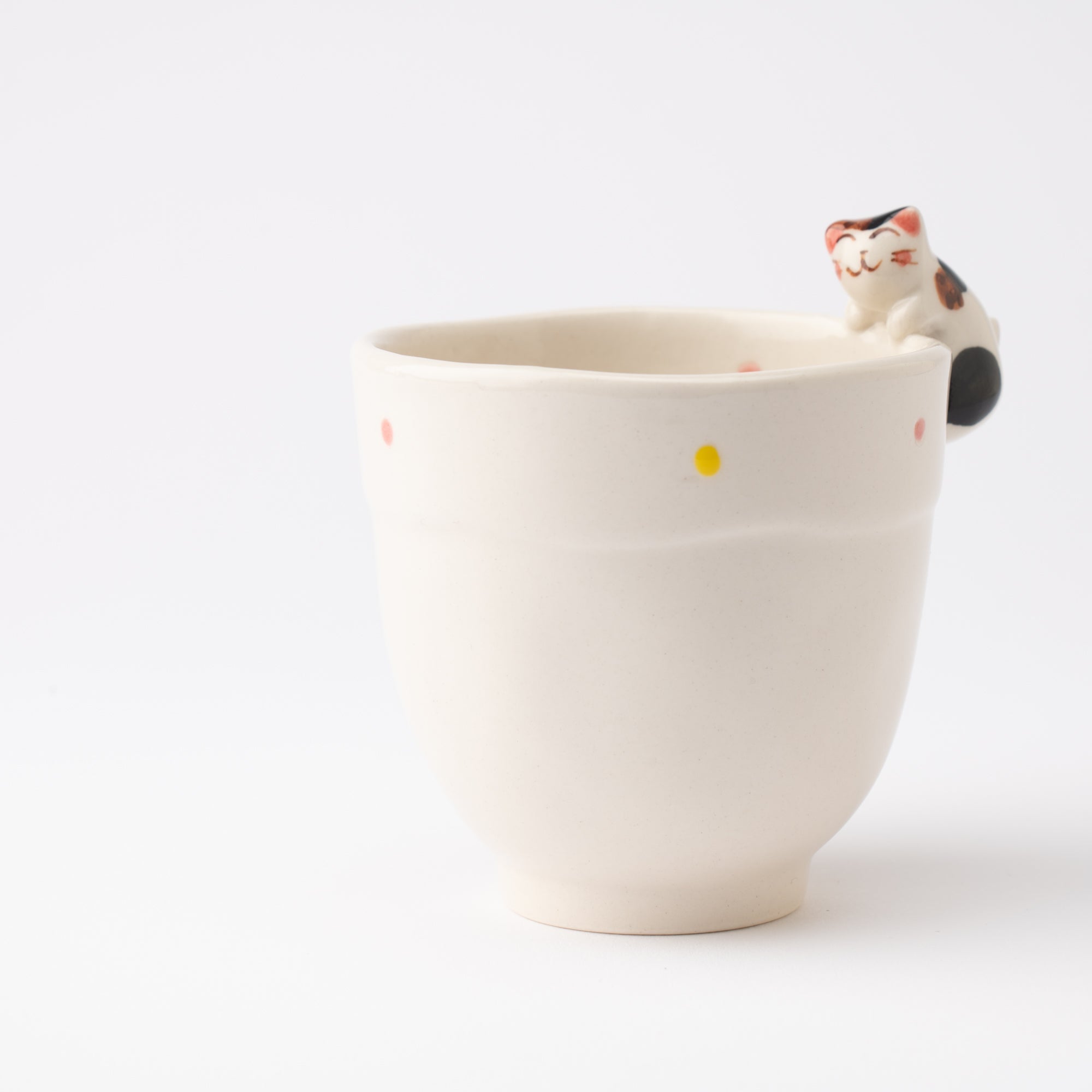 Kikusho Kiln Red Dot Cat Hasami Children's Cup - MUSUBI KILN - Quality Japanese Tableware and Gift