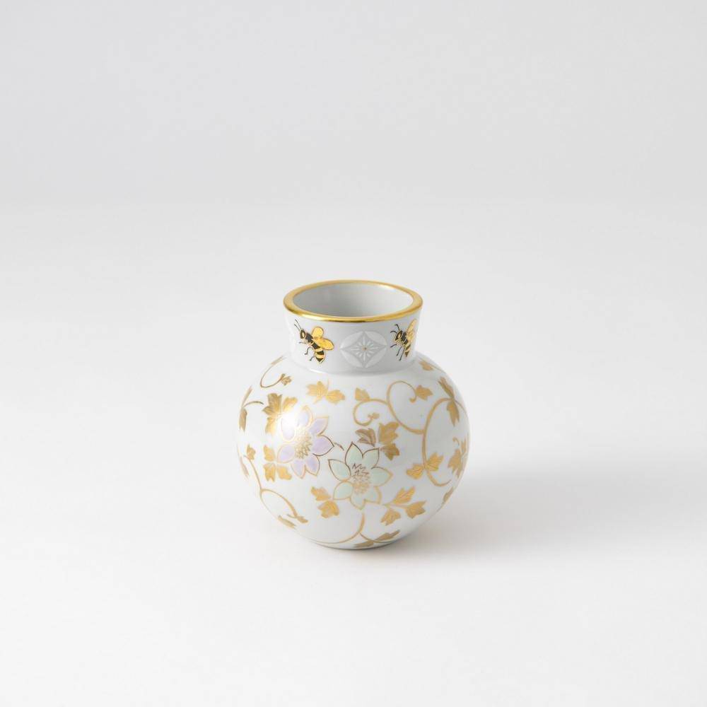 Kinzan Kiln KINZAN White Arabesque Bee Small Pot - MUSUBI KILN - Quality Japanese Tableware and Gift