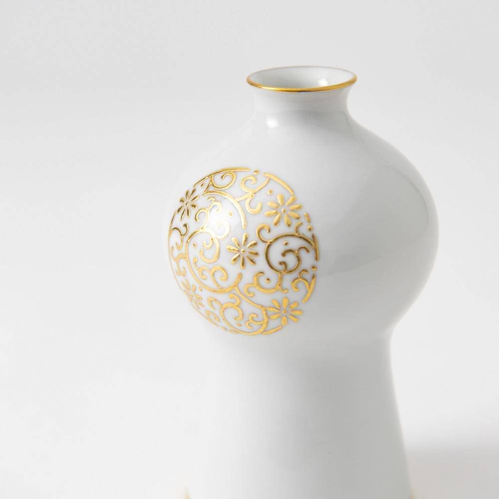 Kinzan Kiln Shugu Gilded Arabesque Gourd Sake Carafe - MUSUBI KILN - Quality Japanese Tableware and Gift