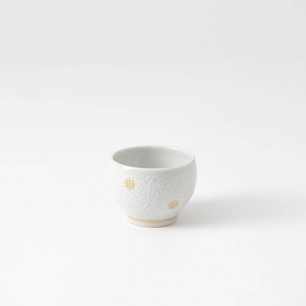 Kinzan Kiln Shugu Gold Flowers and Arabesque Ochoko Sake Cup - MUSUBI KILN - Quality Japanese Tableware and Gift