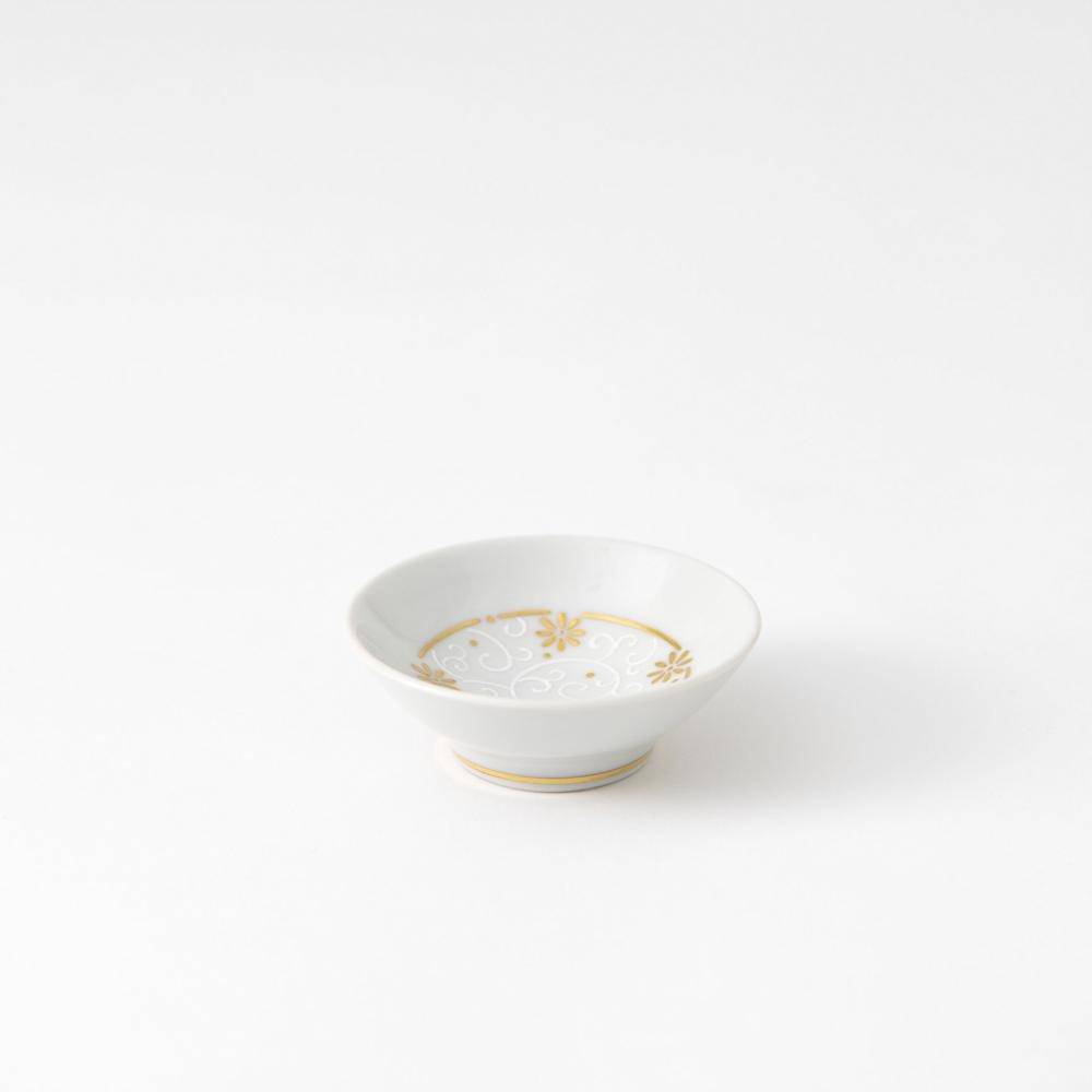 Kinzan Kiln White Shugu Kutani Sakazuki Flat Sake Cup - MUSUBI KILN - Quality Japanese Tableware and Gift