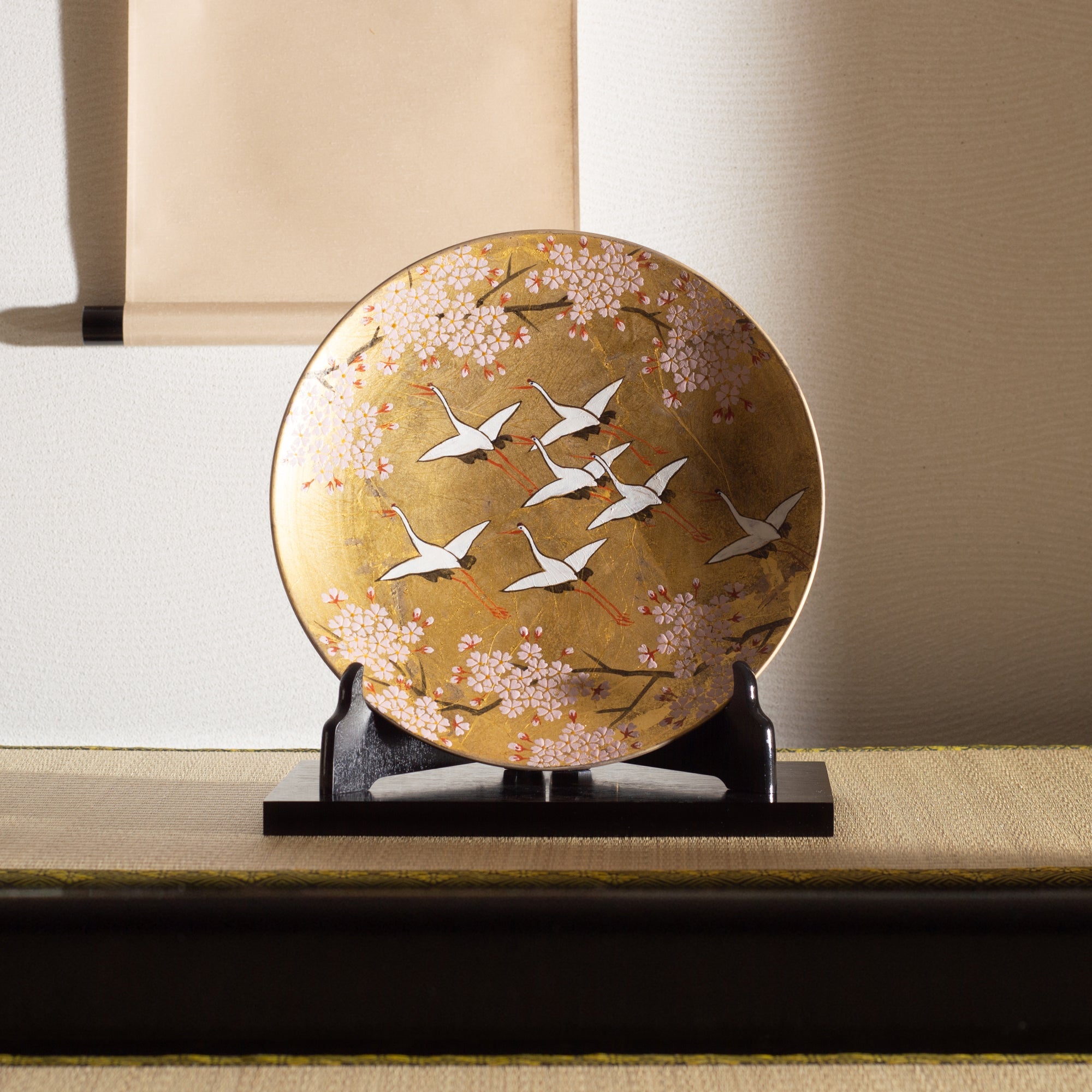 Kitamura Takashi Crane Kutani Gold Leaf Ornamental Plate 12.6 in - MUSUBI KILN - Quality Japanese Tableware and Gift