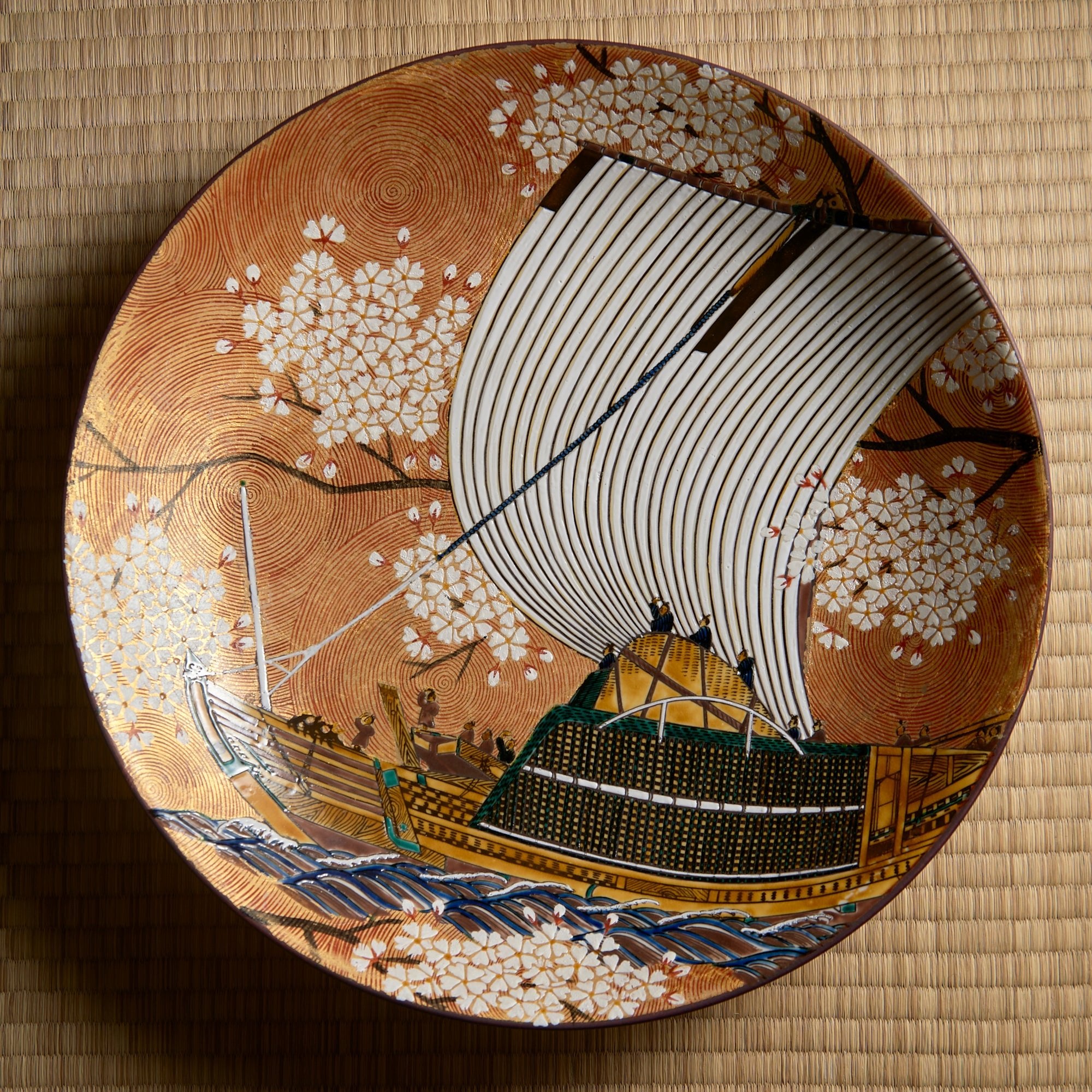 Kitamura Takashi Gold Kitamaebune Ornamental Plate 12.6 in - MUSUBI KILN - Quality Japanese Tableware and Gift