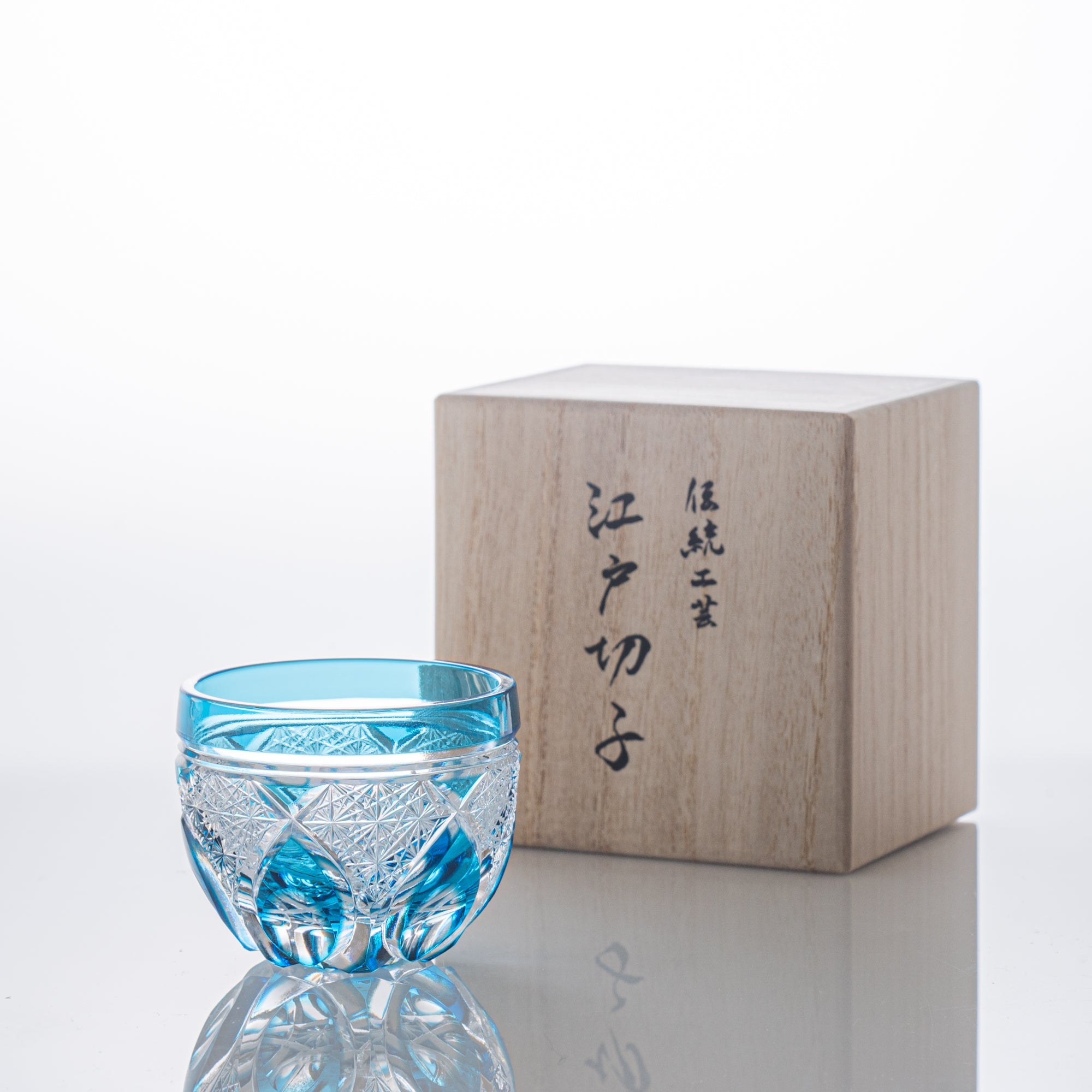 Kutani ware Guinomi Sake whiskey Cup Plum Korinbai popular Elegant Motif Ceramic Cup,Japanese