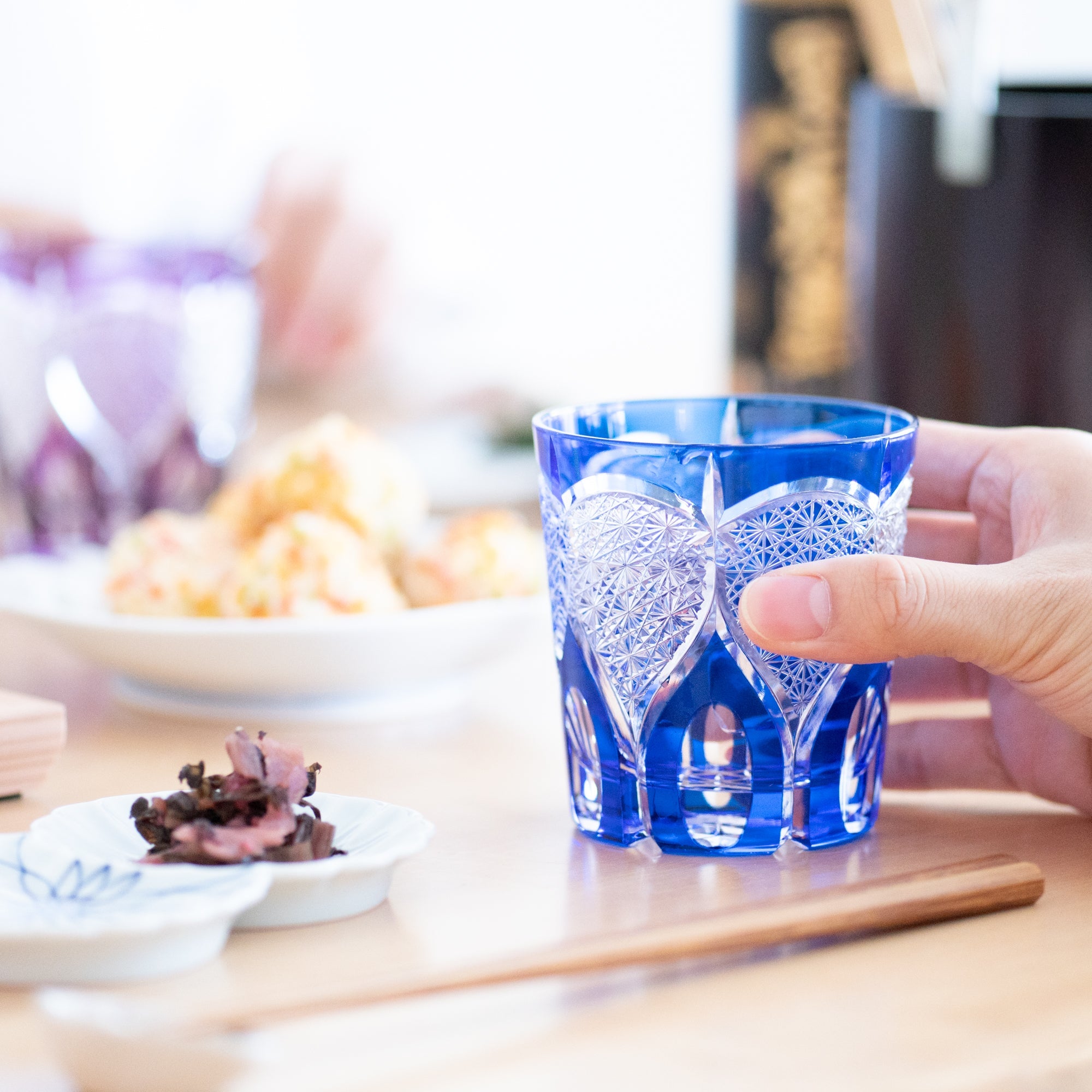 Kiyohide Glass Lapis Lazuli Chrysanthemum Fan Edo Kiriko Rocks Glass - MUSUBI KILN - Quality Japanese Tableware and Gift