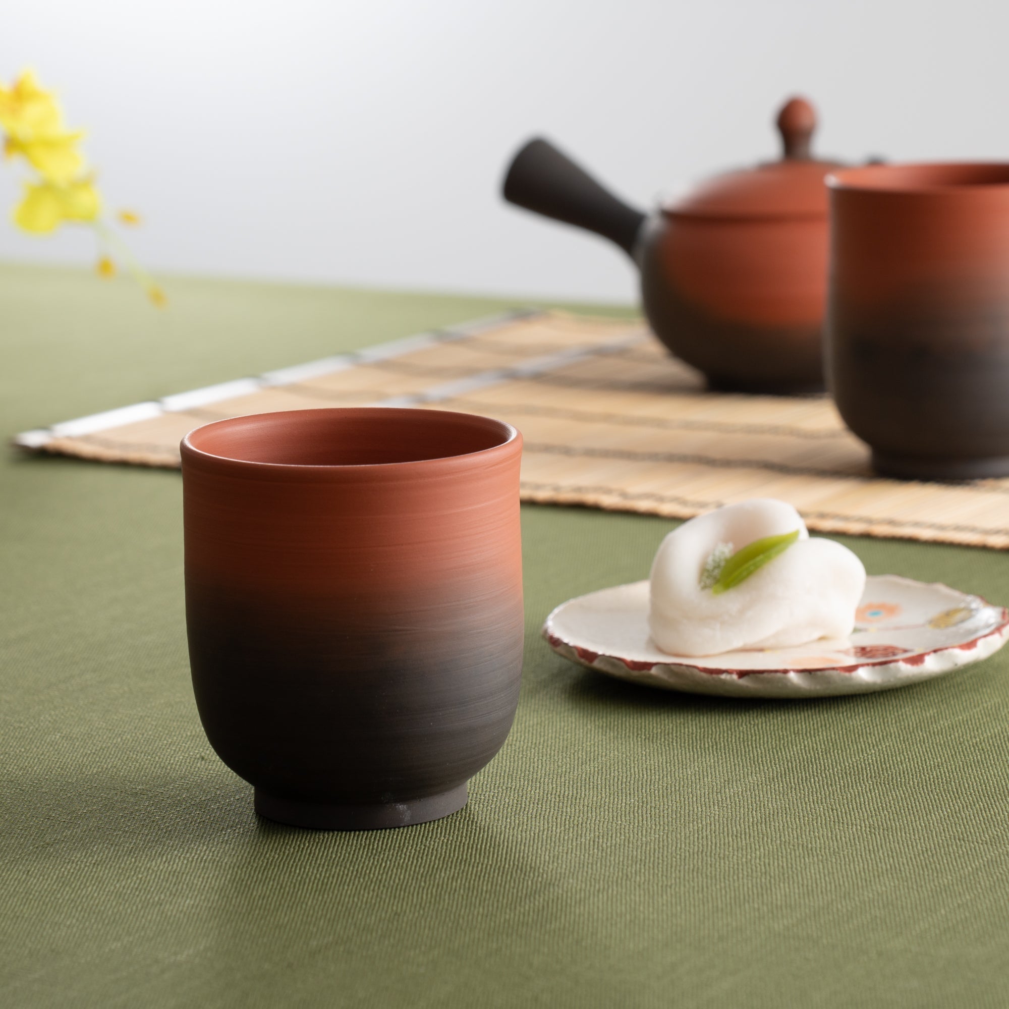 Koji Rokuro - me Tokoname Japanese Teapot Set 9.1oz(270ml) - Sasame and Ceramesh - MUSUBI KILN - Quality Japanese Tableware and Gift